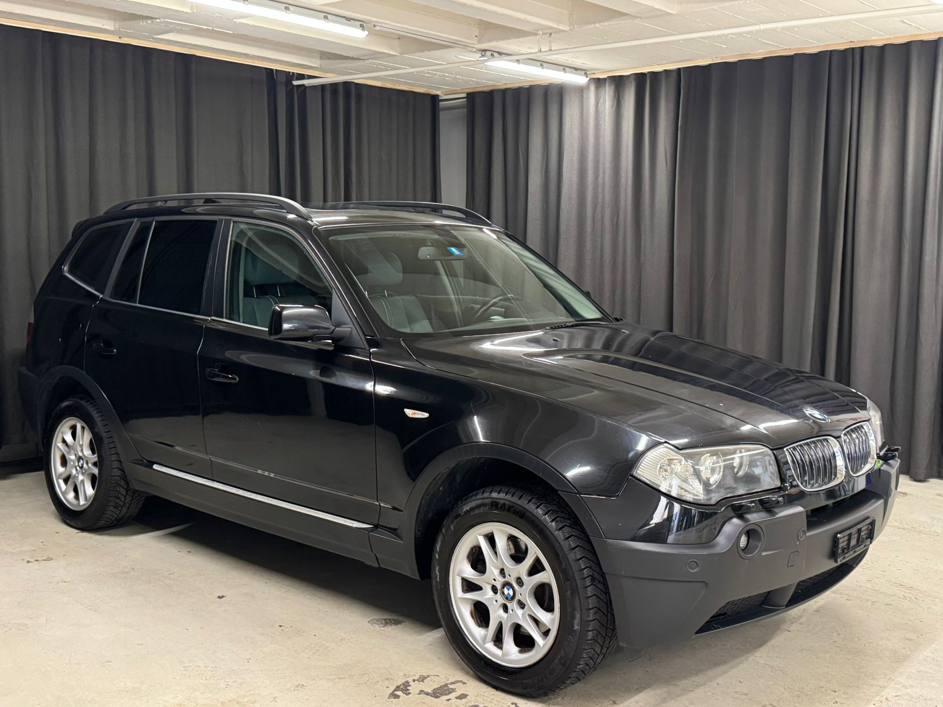 BMW X3 3.0d-image-1