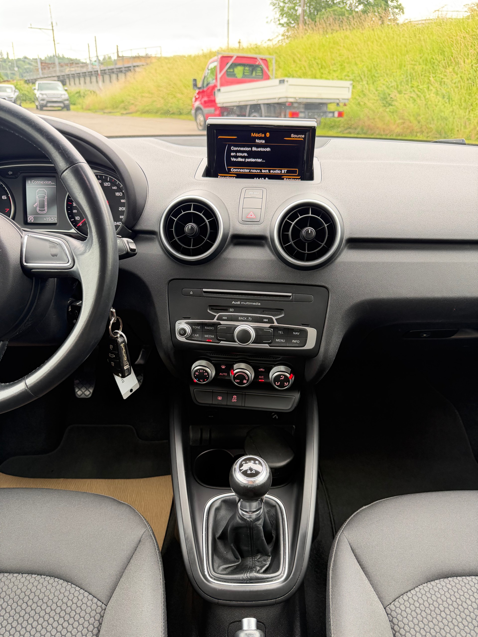 AUDI A1 Sportback 1.0 TFSI-image-10