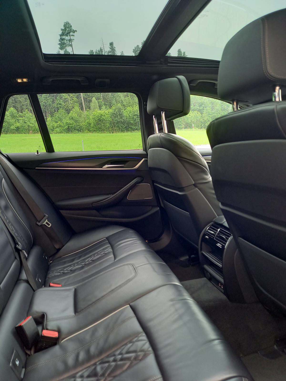 BMW 520d xDrive 48V Touring M Sport Steptronic-image-14