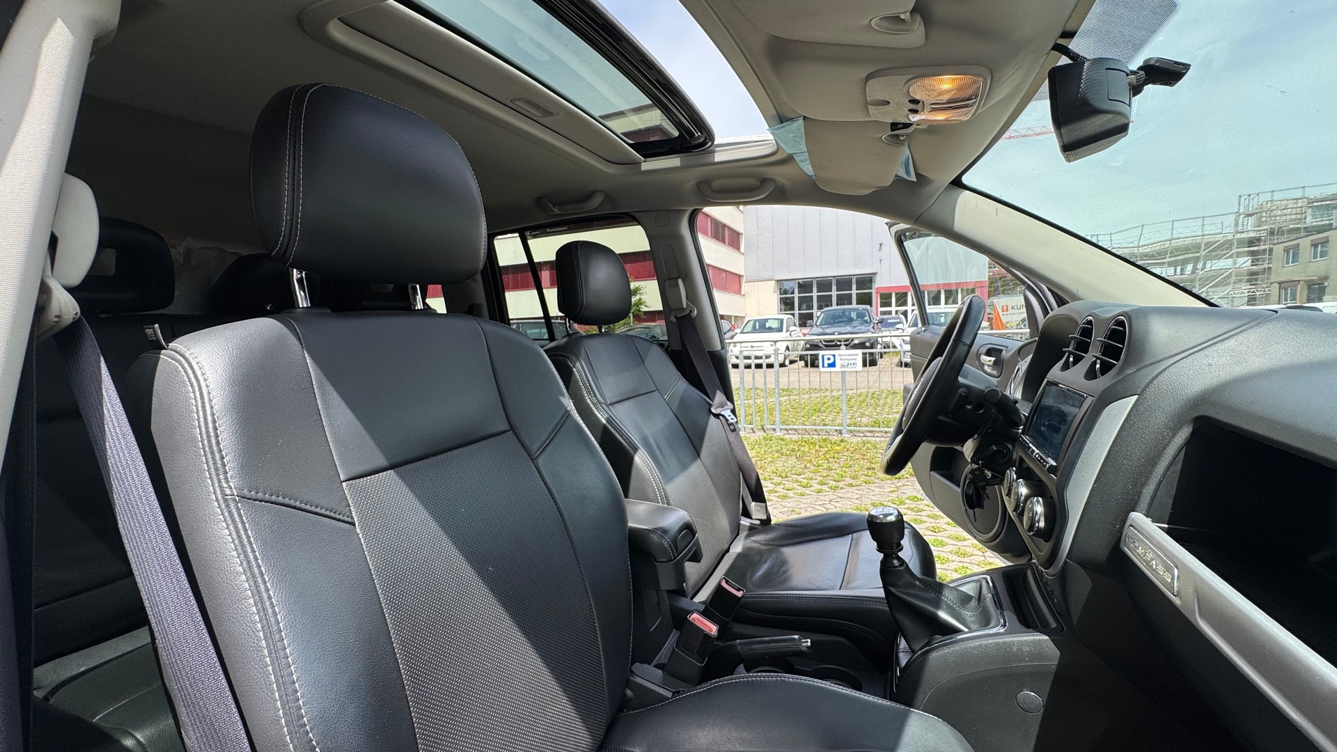 JEEP Compass 2.2 CRD Sport-image-10