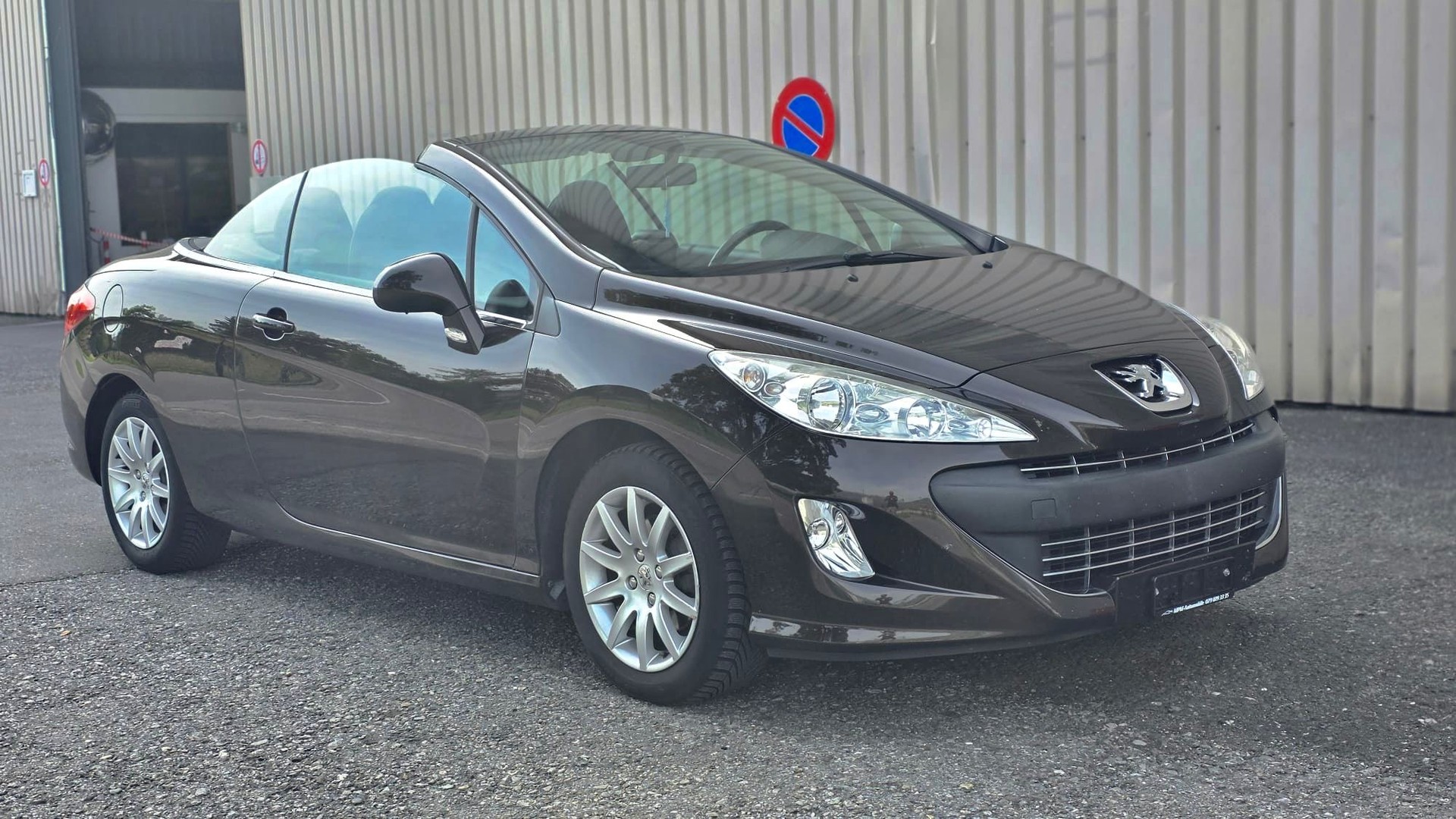 PEUGEOT 308 CC 1.6 16V VTi Sport-image-1