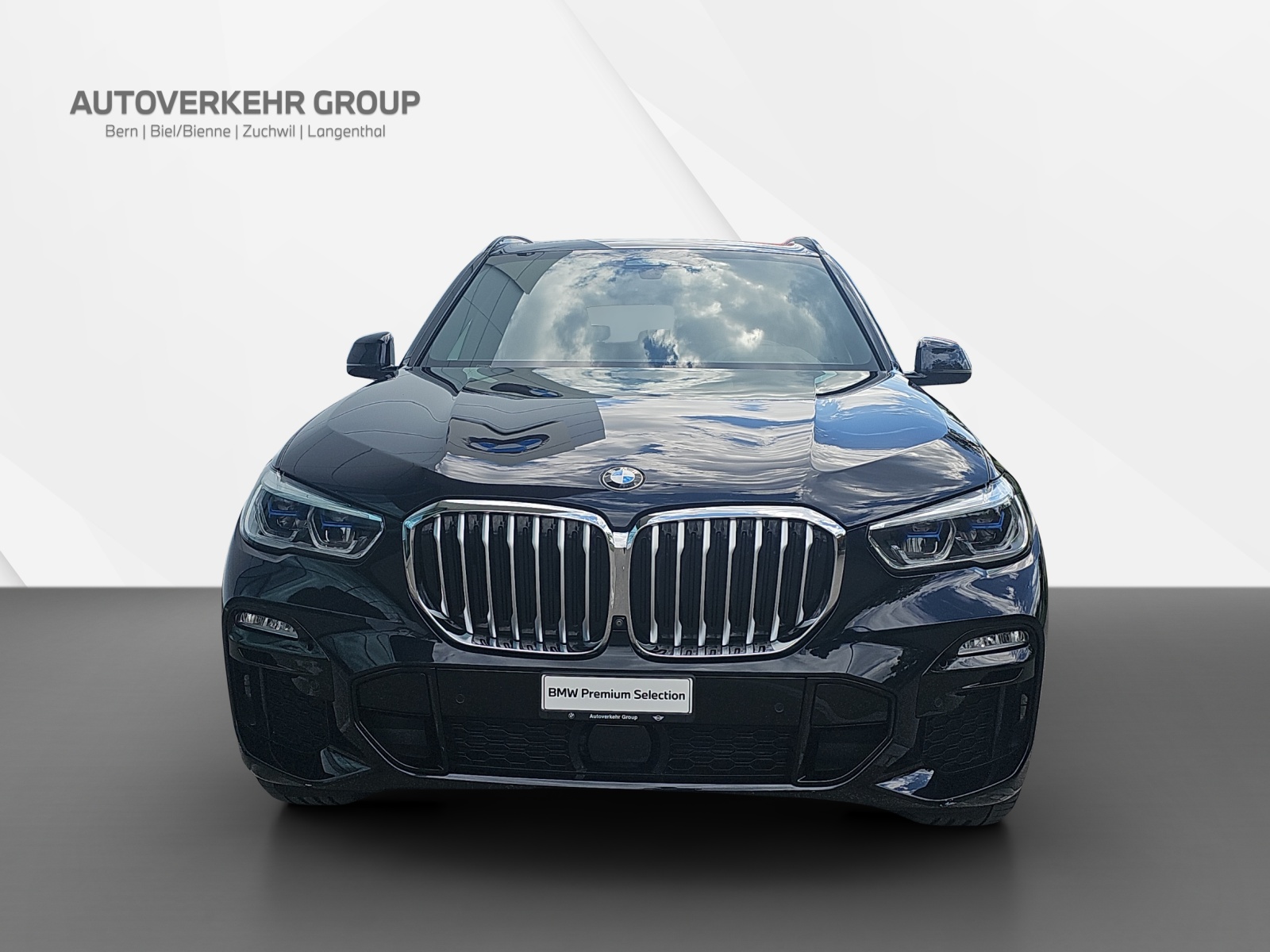 BMW X5 xDrive45e-showroom-element-1