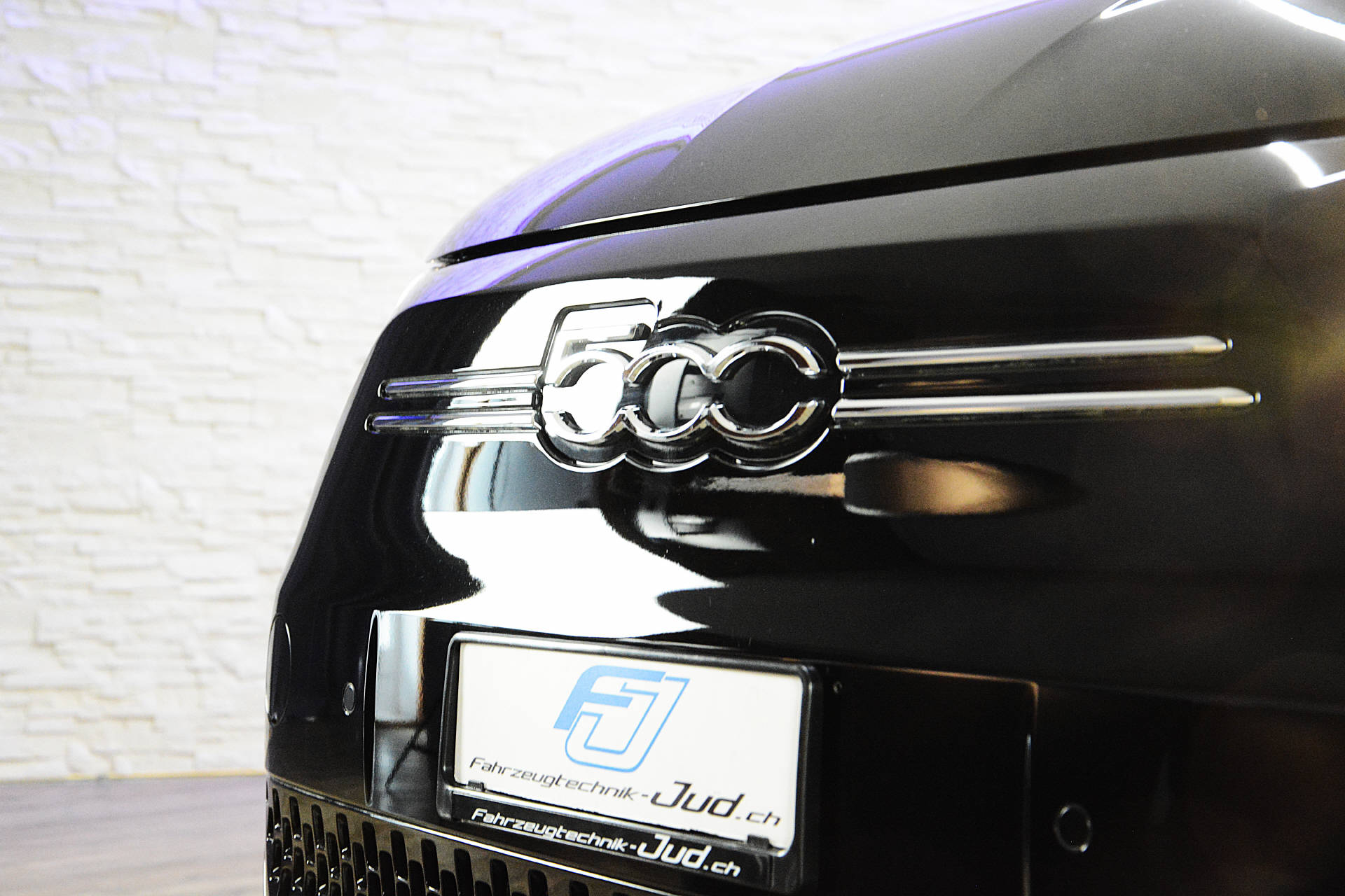 FIAT 500 Red Komfortpaket-image-30