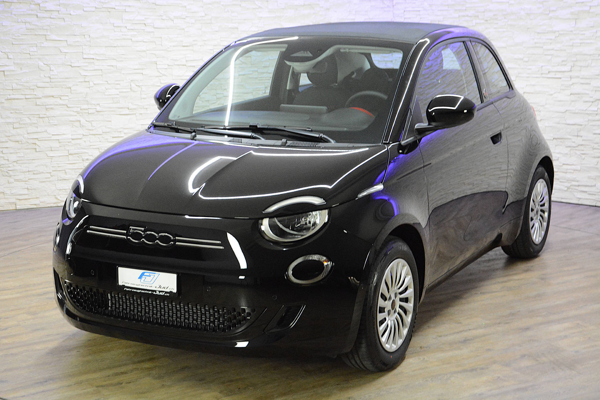 FIAT 500 Red Komfortpaket-image-6
