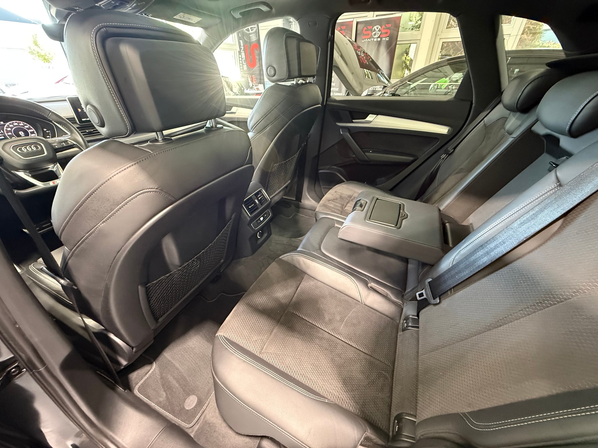 AUDI Q5 2.0 TFSI sport quattro S-tronic S-Line-image-14
