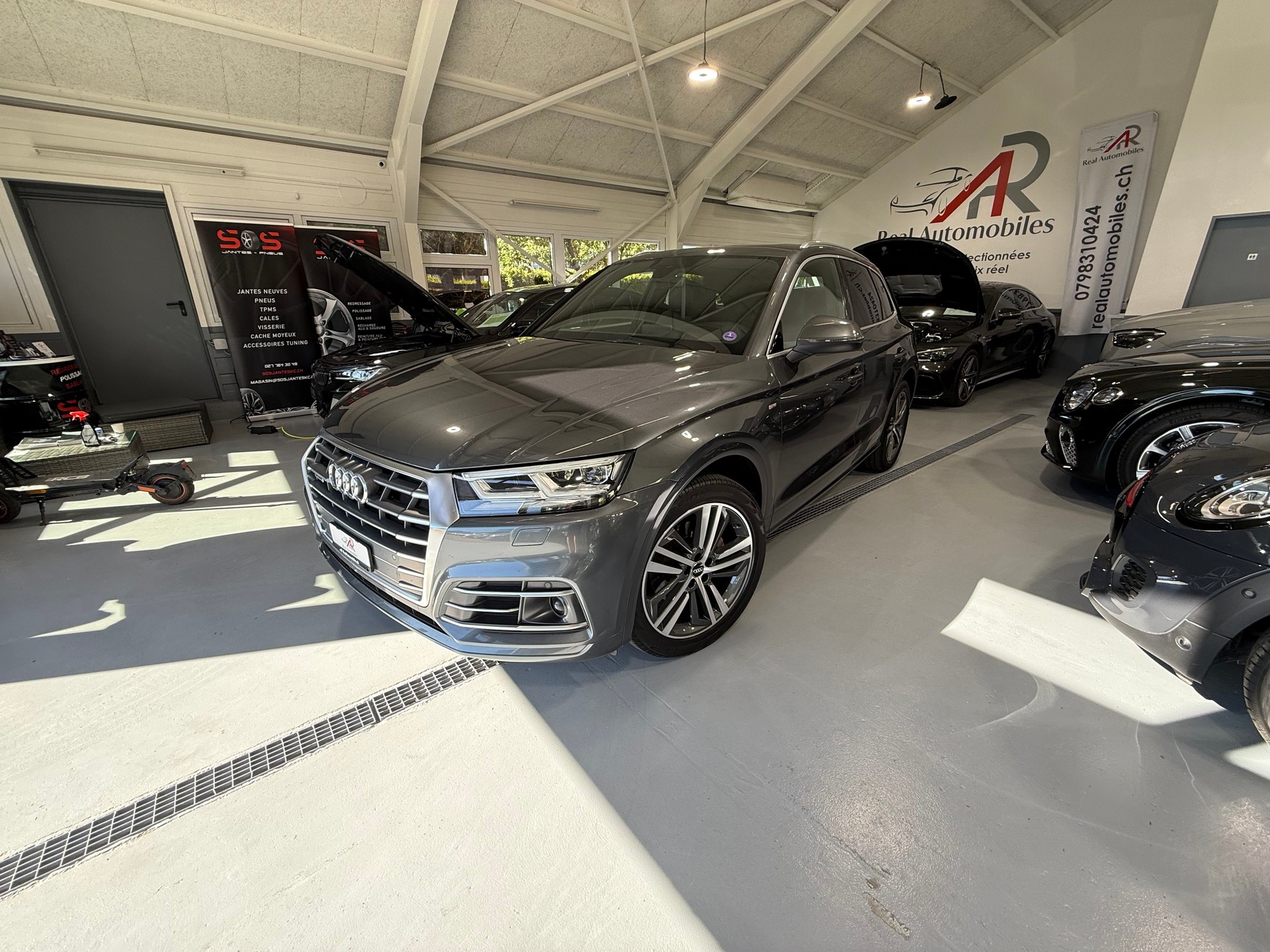 AUDI Q5 2.0 TFSI sport quattro S-tronic S-Line