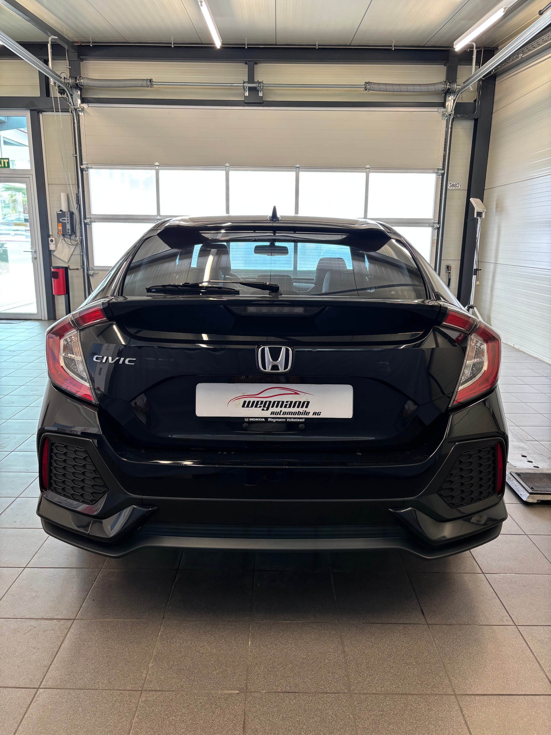 HONDA Civic 1.5 VTEC Sport CVT-image-4