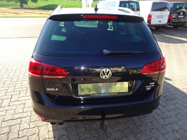VW Golf Variant 1.4 TSI Highline DSG-image-3