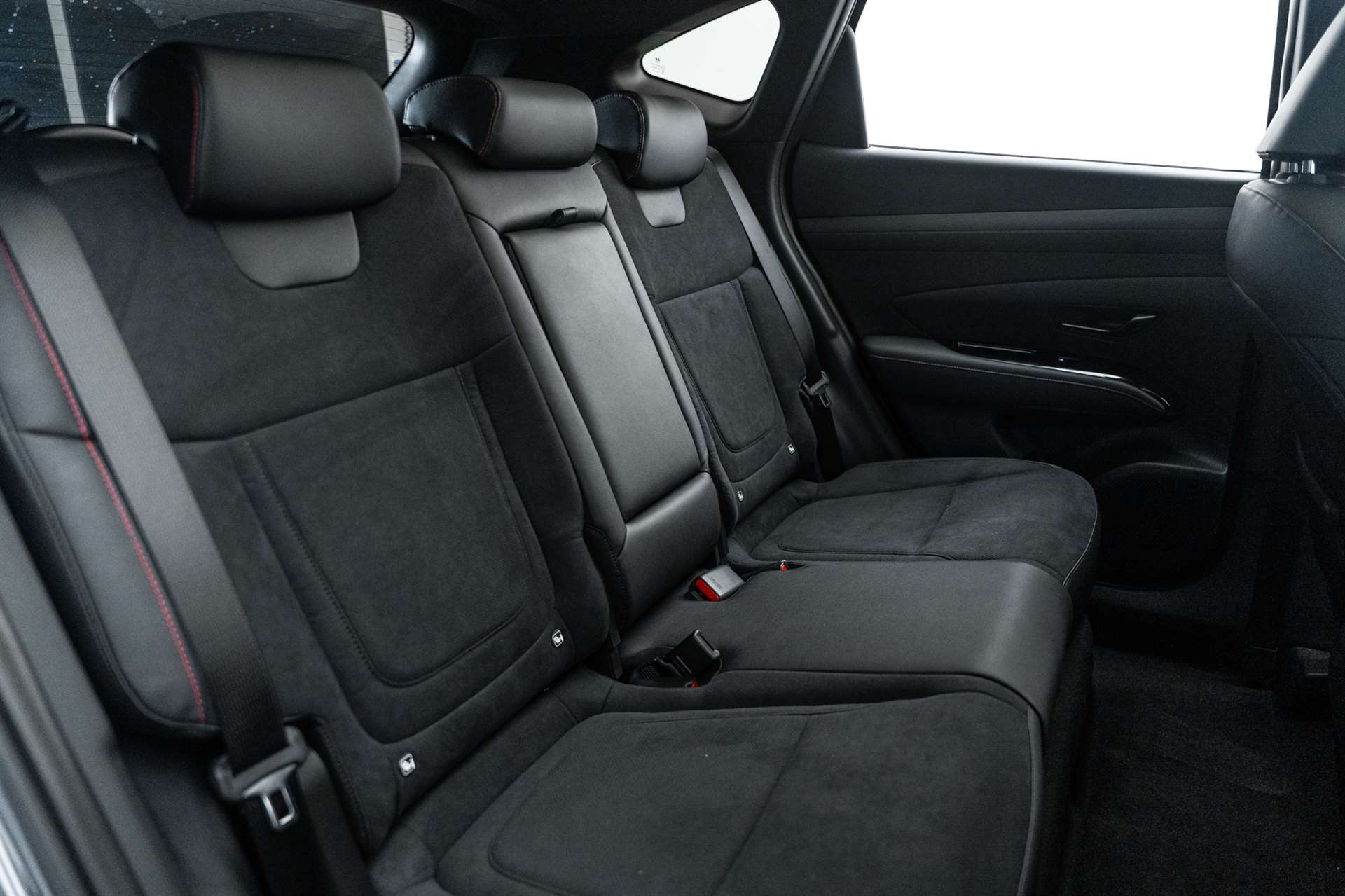 HYUNDAI Tucson 1.6 TGDI 48V N-Line 4WD DCT-image-13
