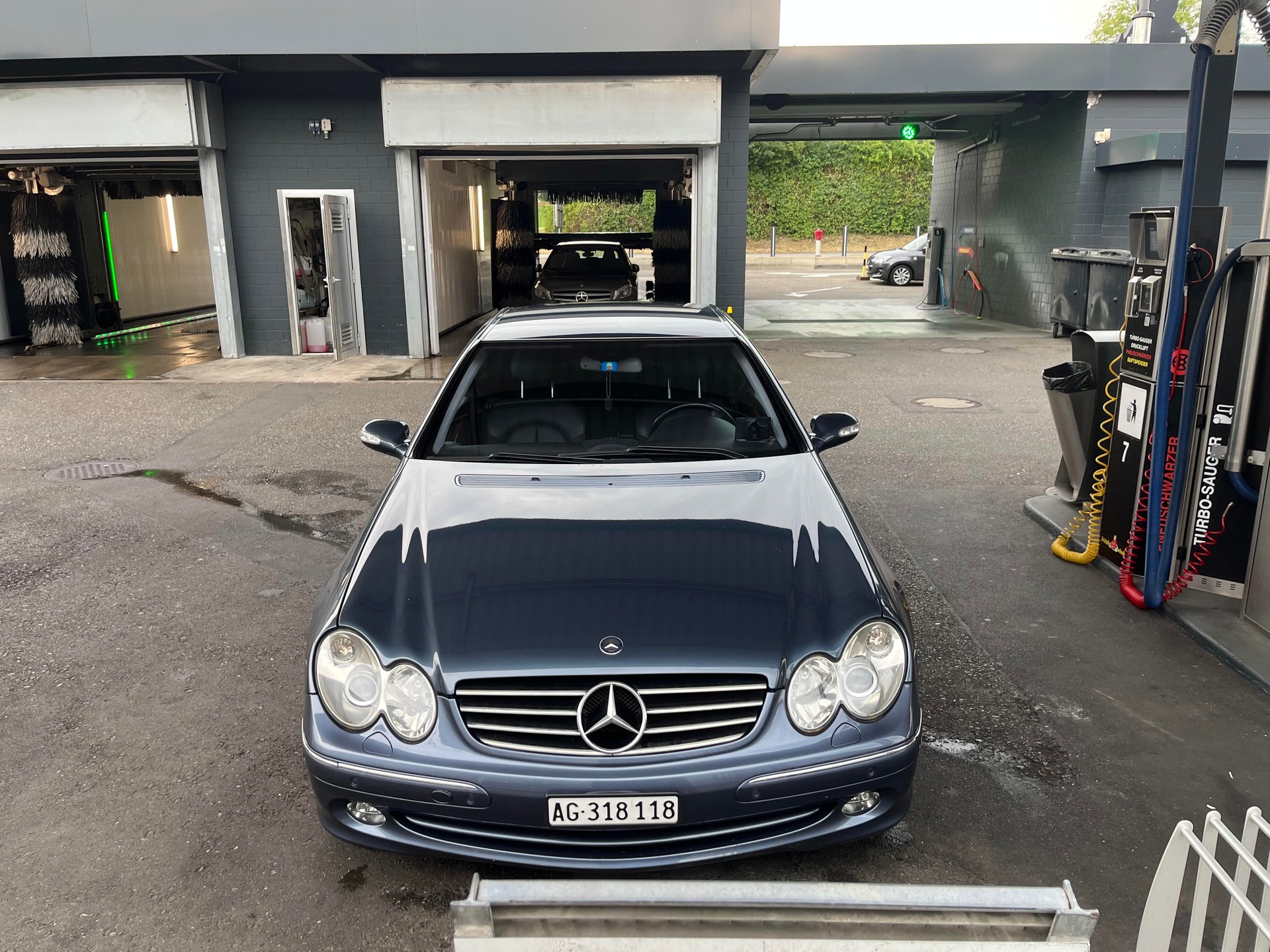 MERCEDES-BENZ CLK 320 V6-image-3