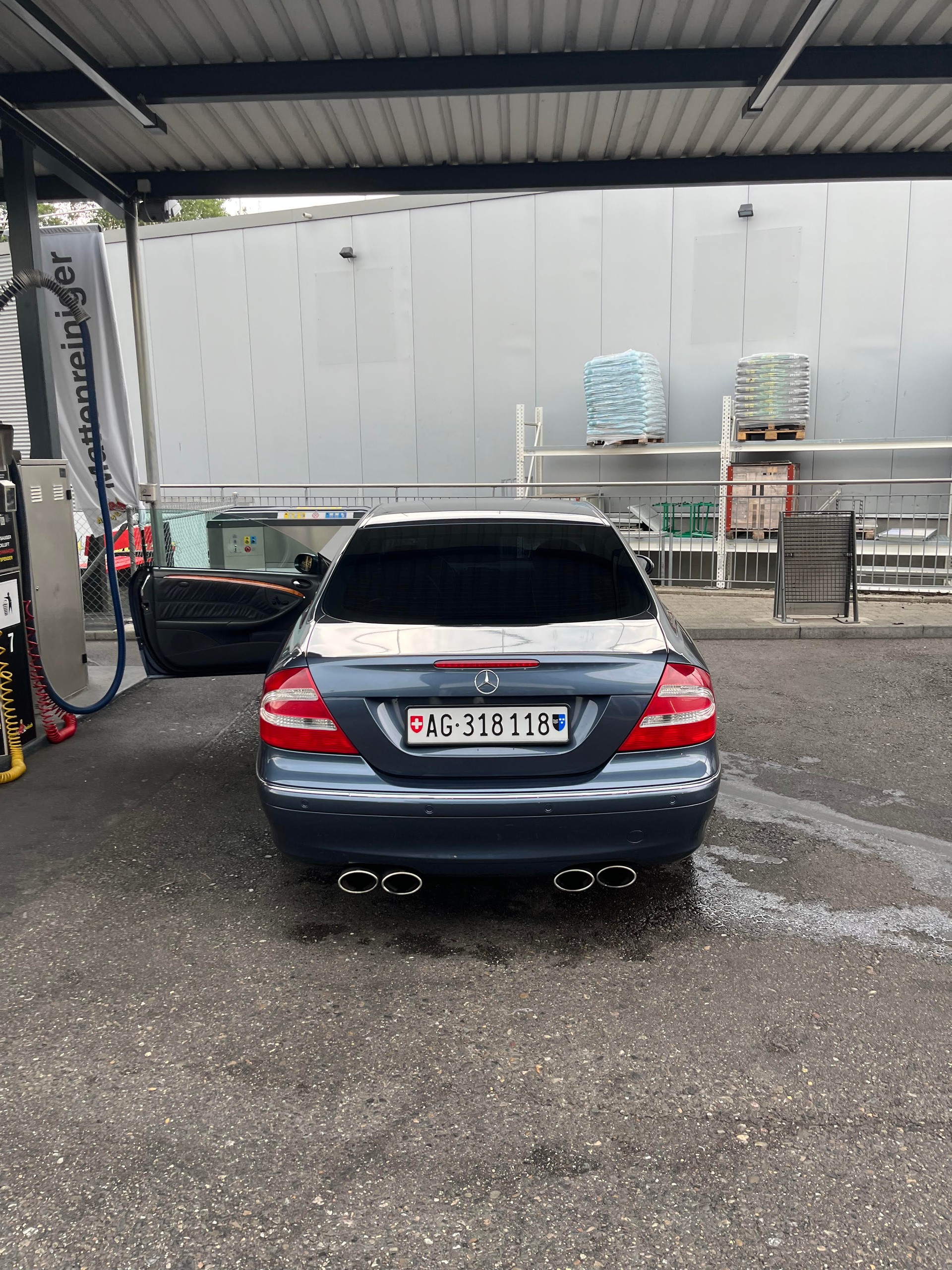 MERCEDES-BENZ CLK 320 V6-image-5