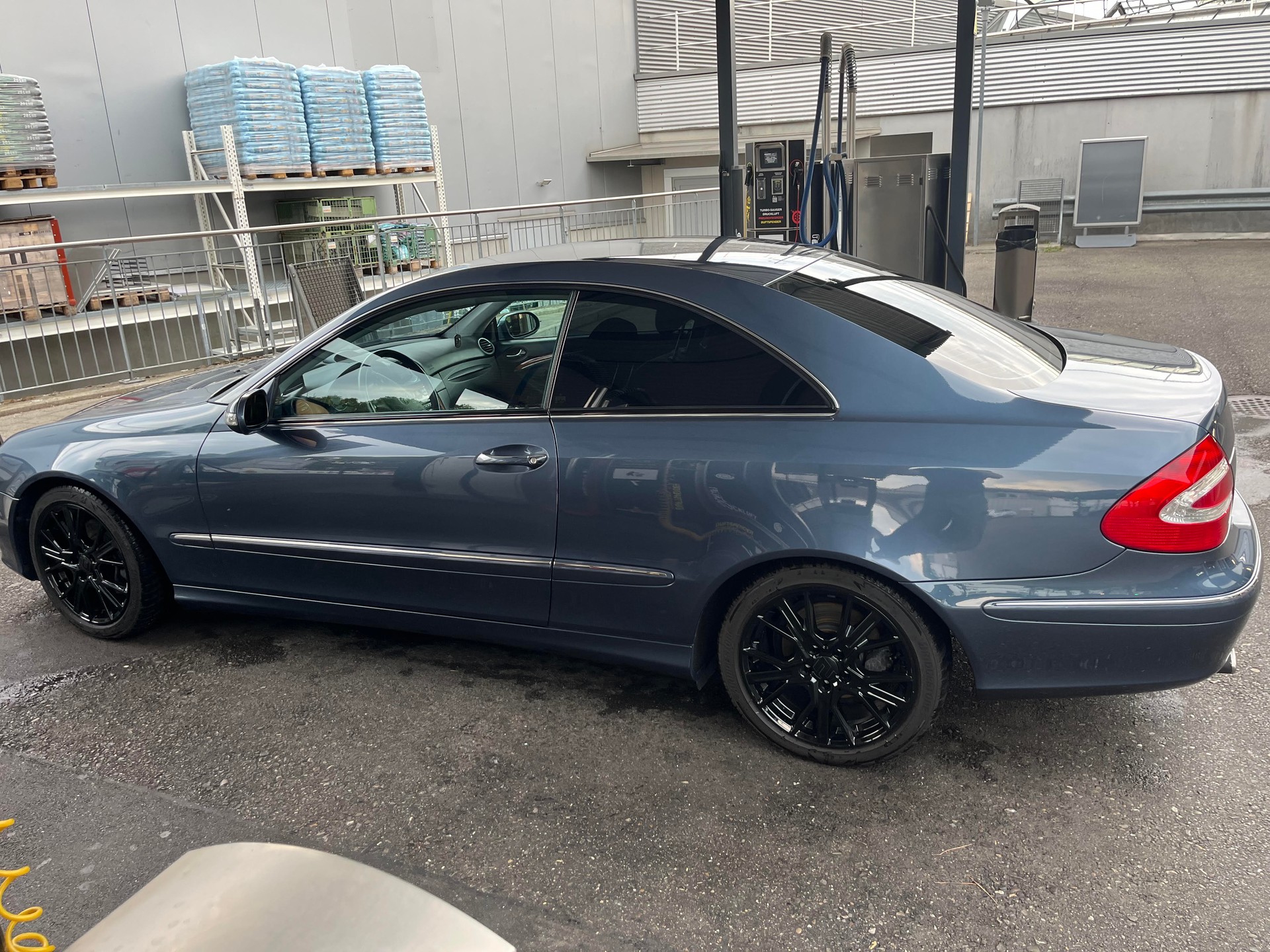 MERCEDES-BENZ CLK 320 V6-image-4