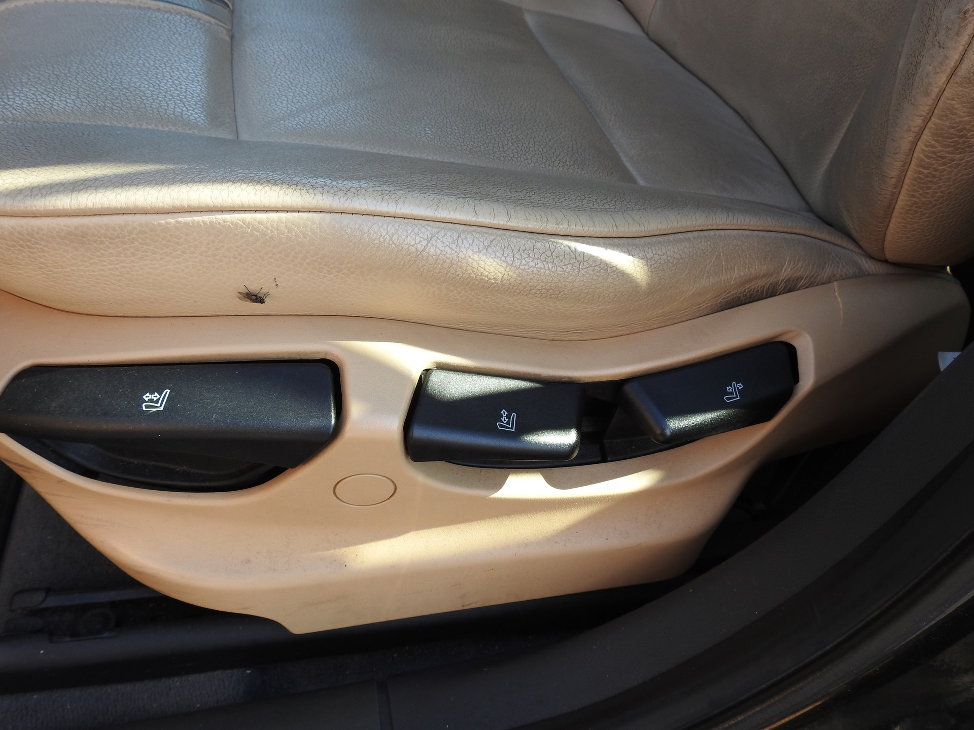 BMW X3 3.0i-image-13