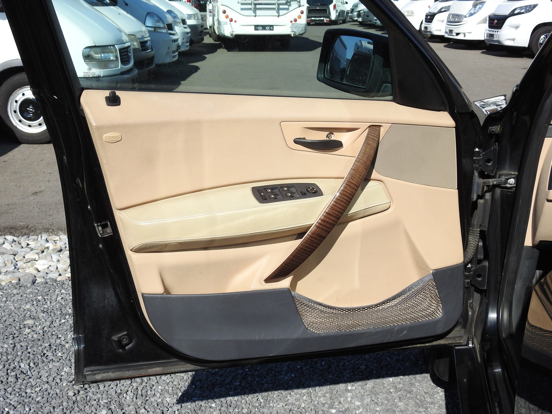 BMW X3 3.0i-image-10