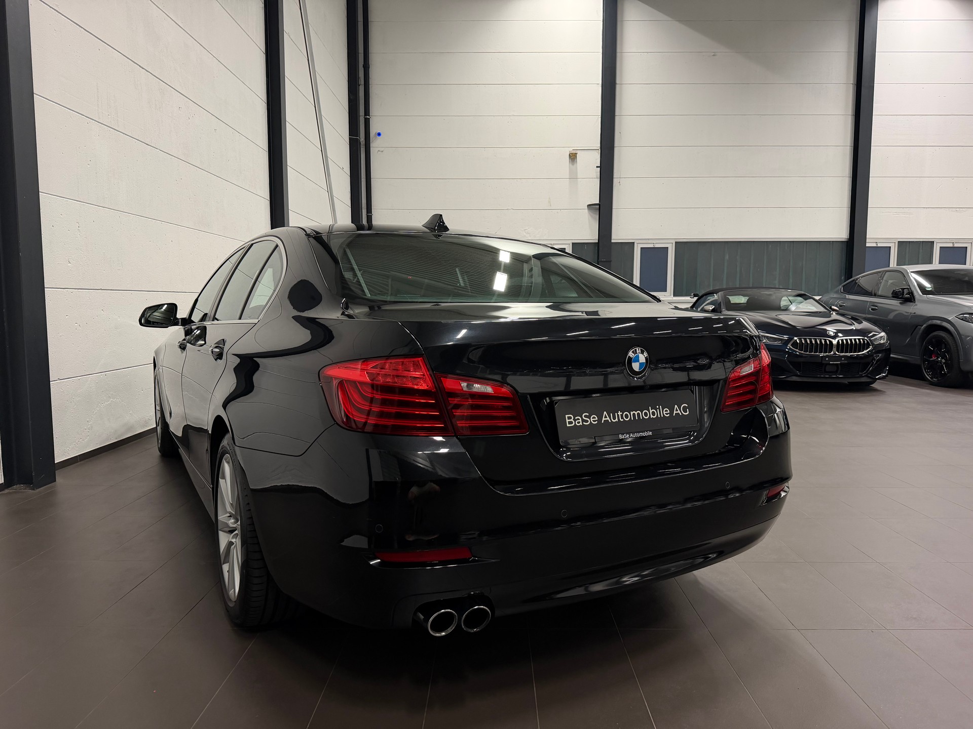 BMW 525d xDrive Steptronic-image-14