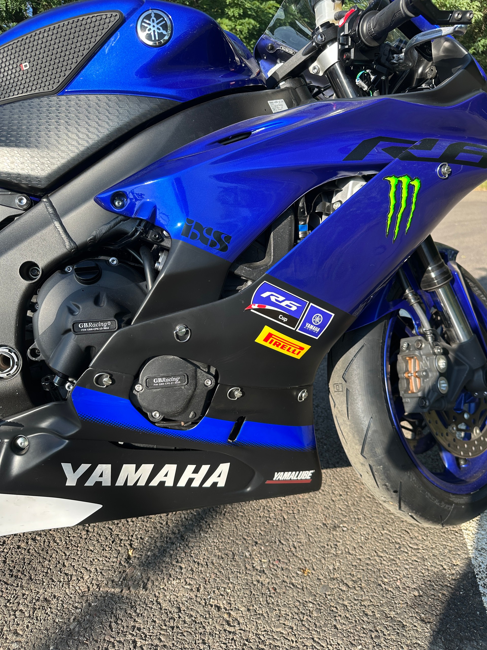 YAMAHA YZF-R6-image-4