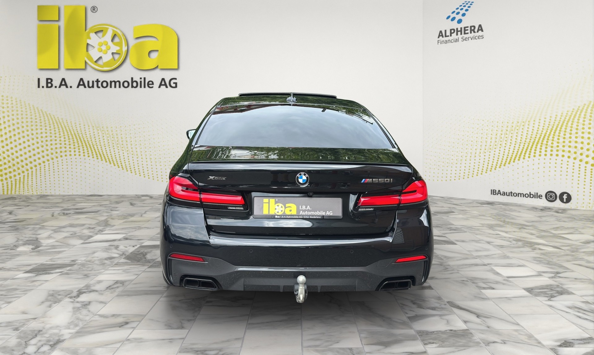 BMW M550i xDrive FACLIFT Exclusiv AHK / Standheizung / ACC-showroom-element-3