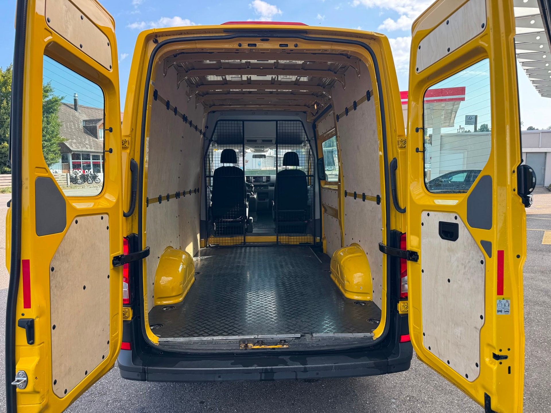 VW Crafter 35 2.0 TDI L3 mit Hochdach Automat-showroom-element-3