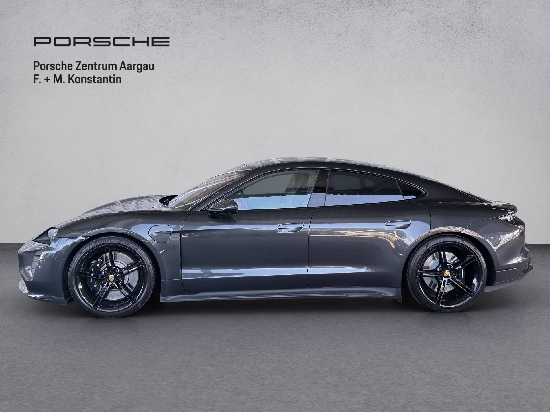 PORSCHE Taycan Turbo-image-2
