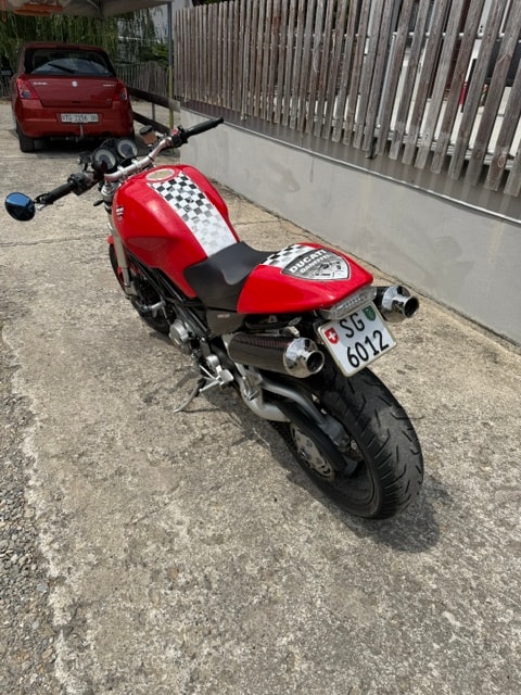 DUCATI Monster 1000 S2R frisch ab MFK-image-1