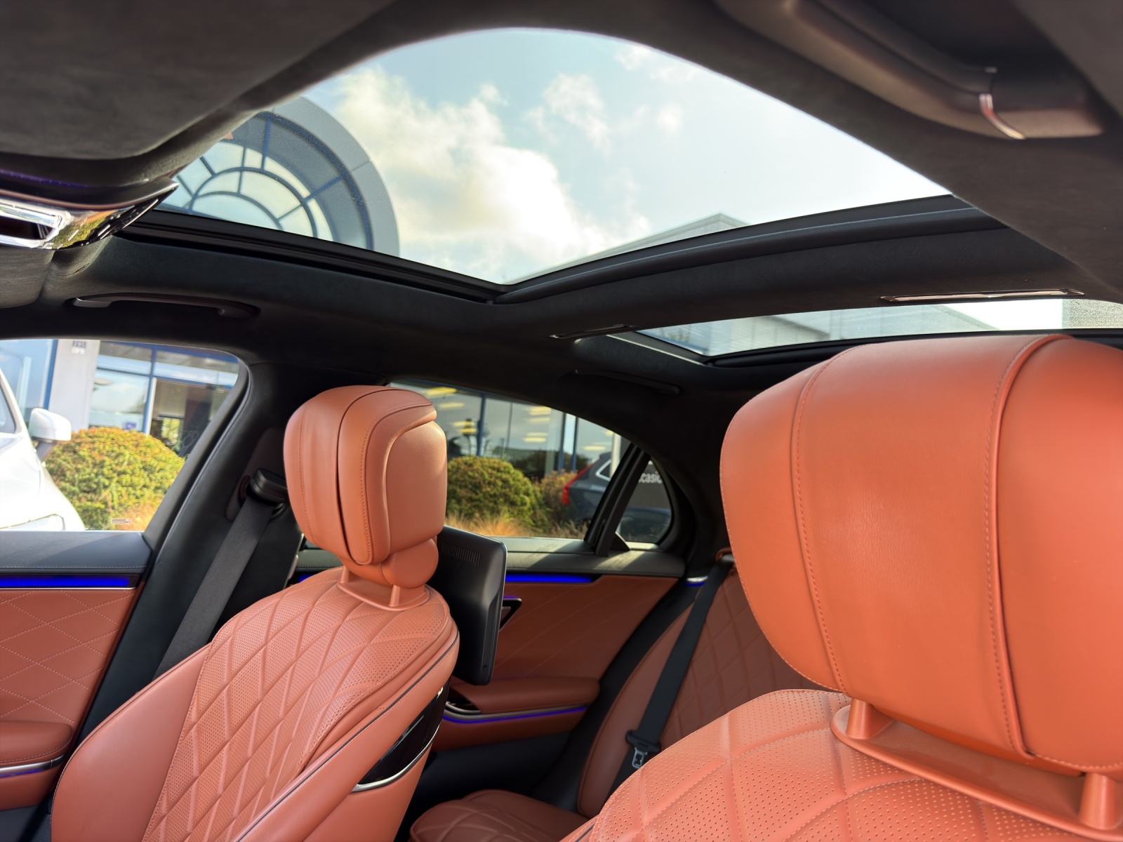 MERCEDES-BENZ S 500 L 4Matic AMG Line 9G-Tronic-image-17