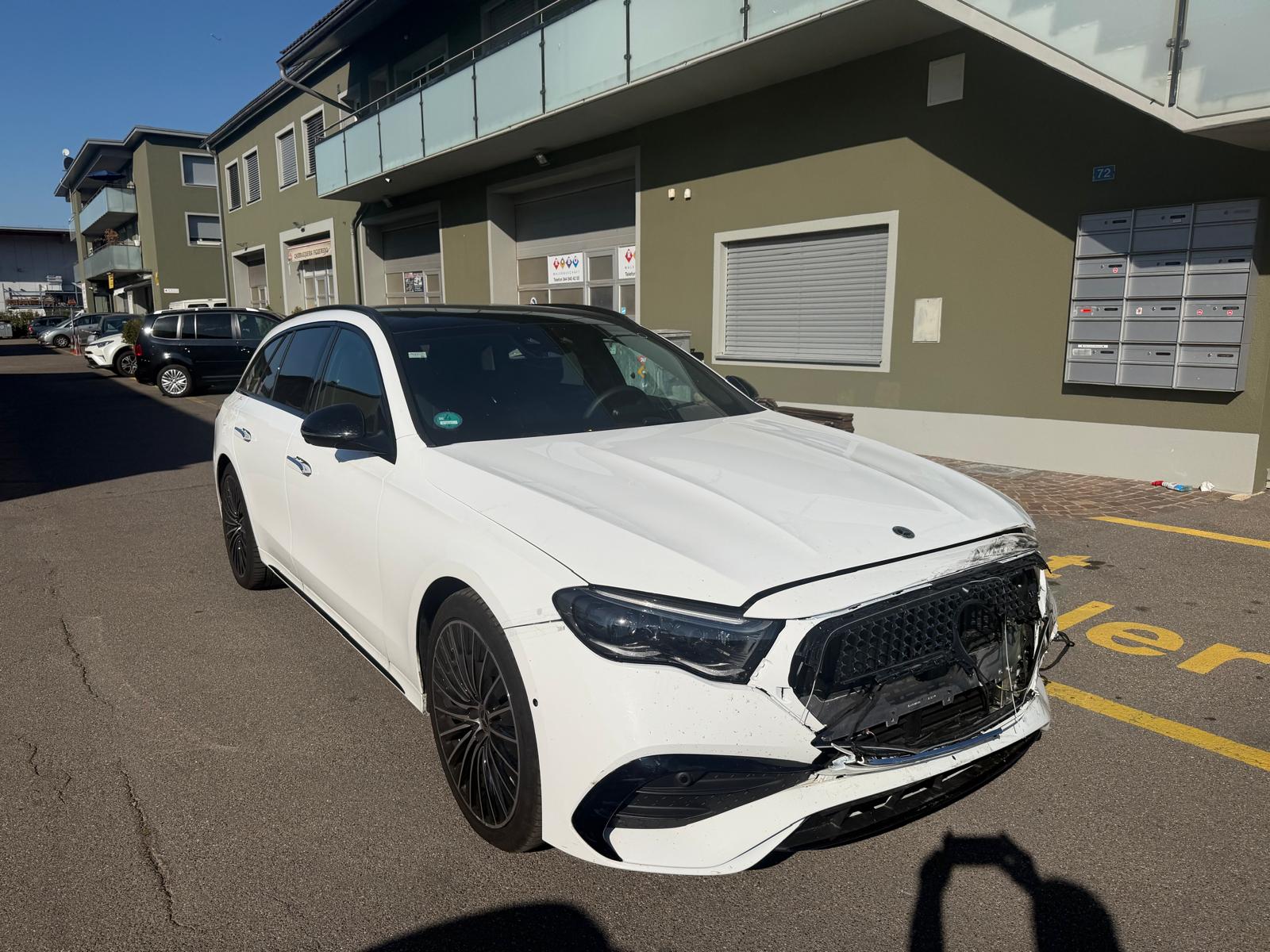 MERCEDES-BENZ E 220 d T 4Matic 9G-Tronic