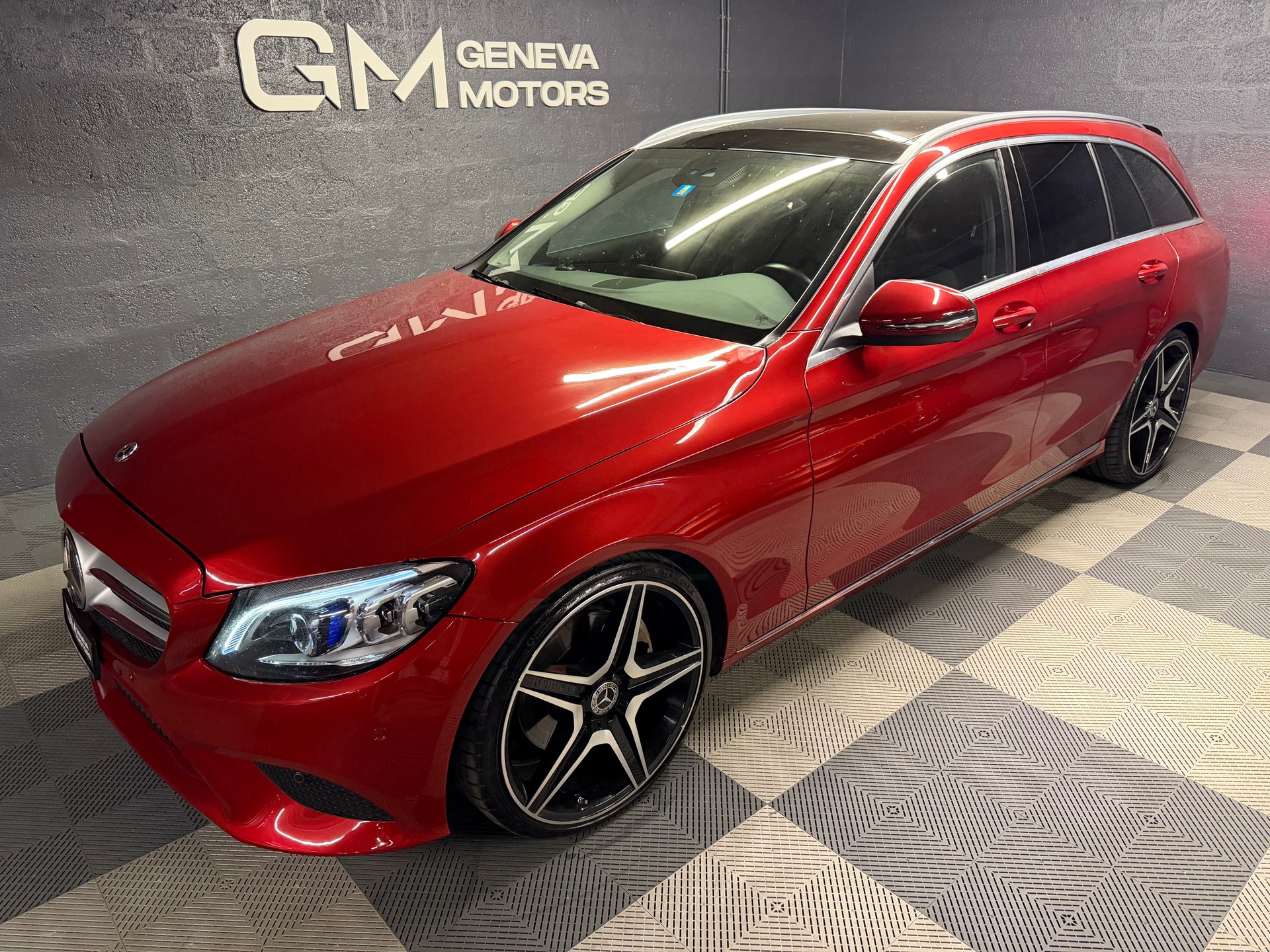 MERCEDES-BENZ C 300 Avantgarde 4Matic 9G-Tronic