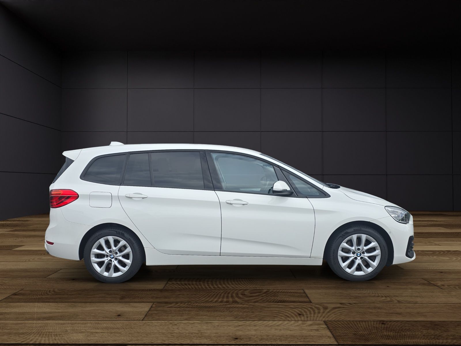 BMW 220 Gran Tourer 220d xDrive Gran Tourer Steptronic CH-Fahrzeug-image-4