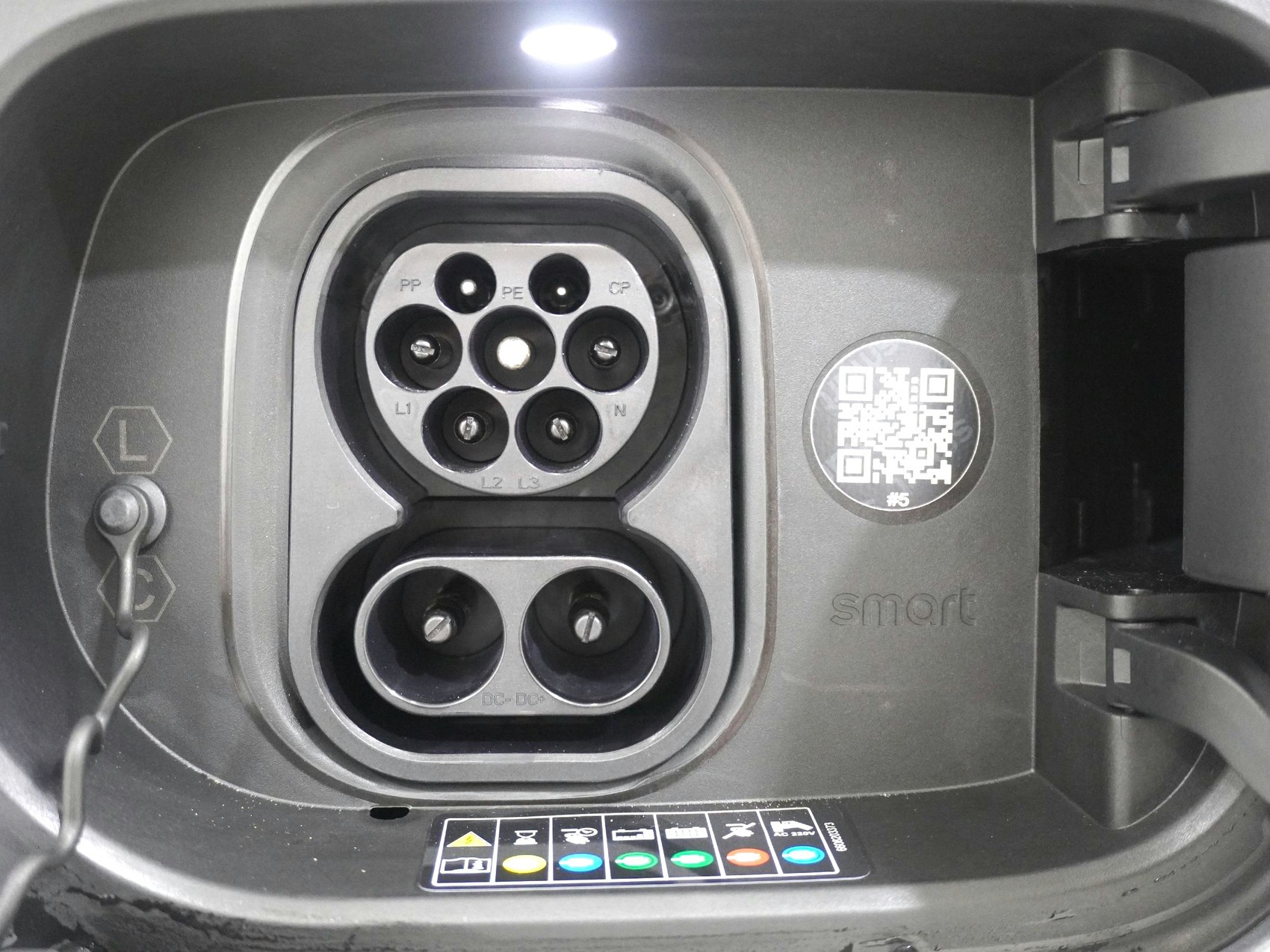 SMART #5 Brabus 4x4-image-27