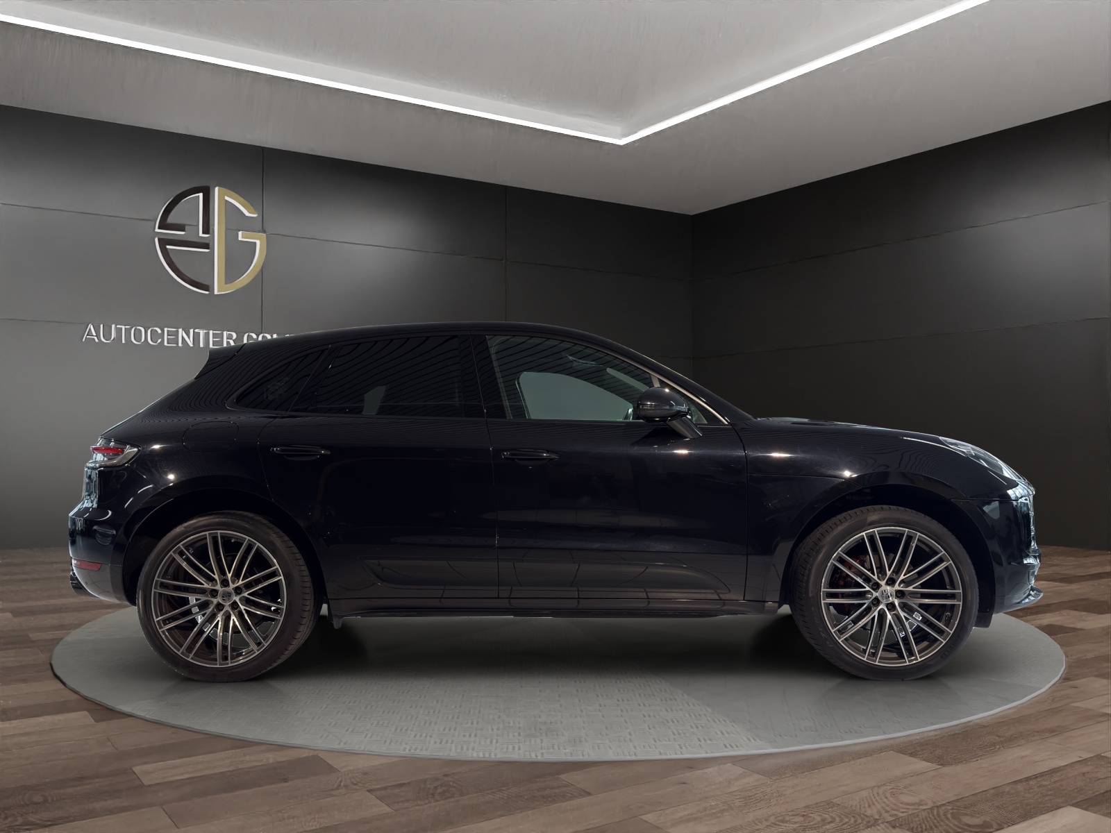 PORSCHE Macan PDK-image-4