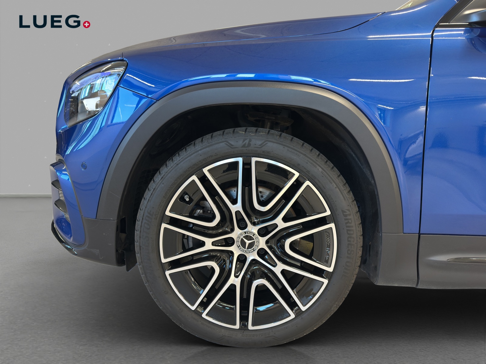 MERCEDES-BENZ GLB 220 4Matic 8G-Tronic-image-6