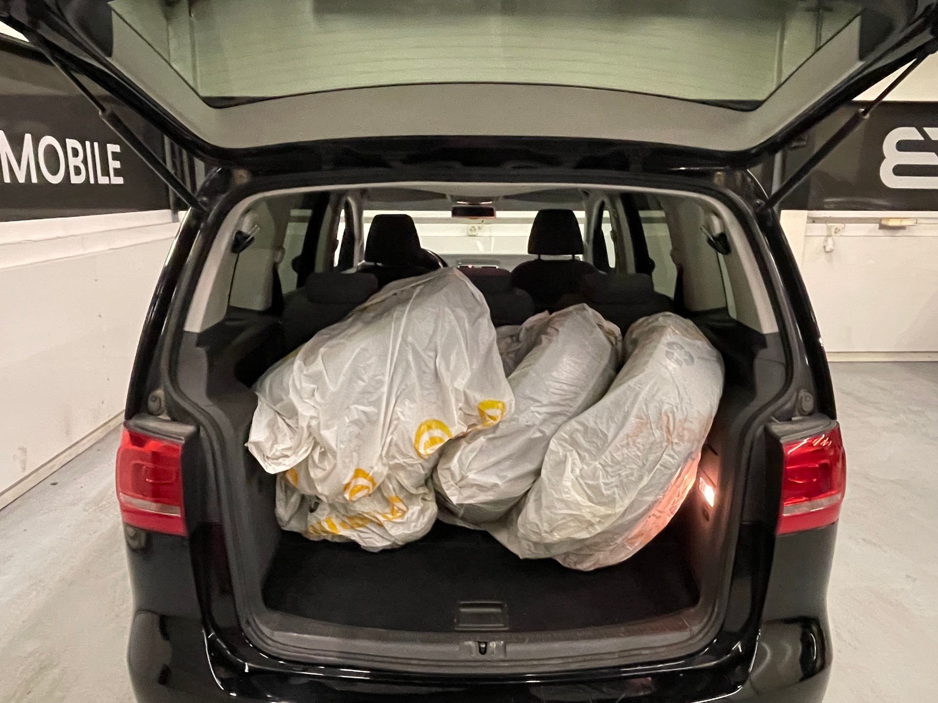 VW Touran 1.4 TSI Comfortline 7-Plätze-image-8
