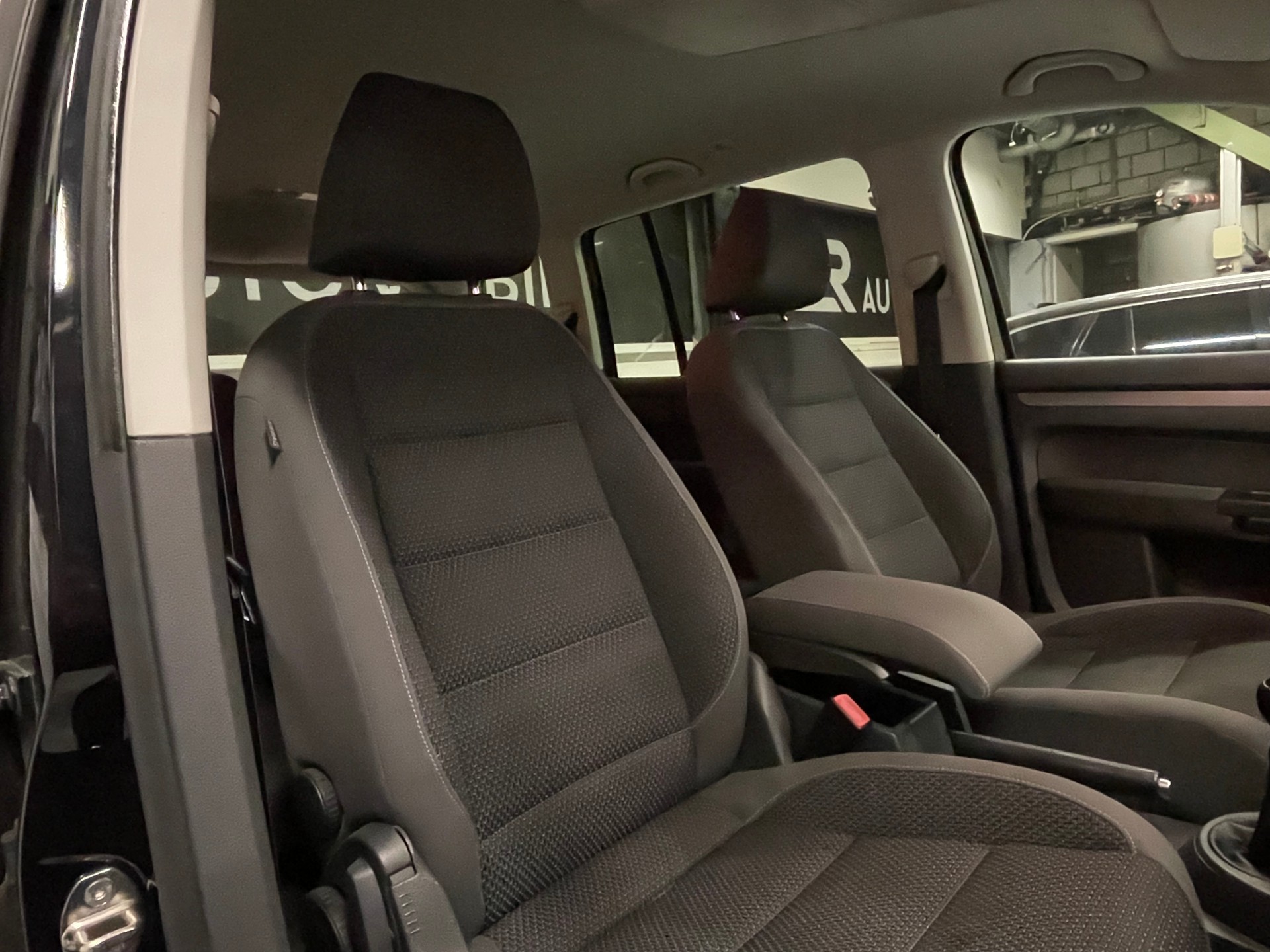 VW Touran 1.4 TSI Comfortline 7-Plätze-image-12