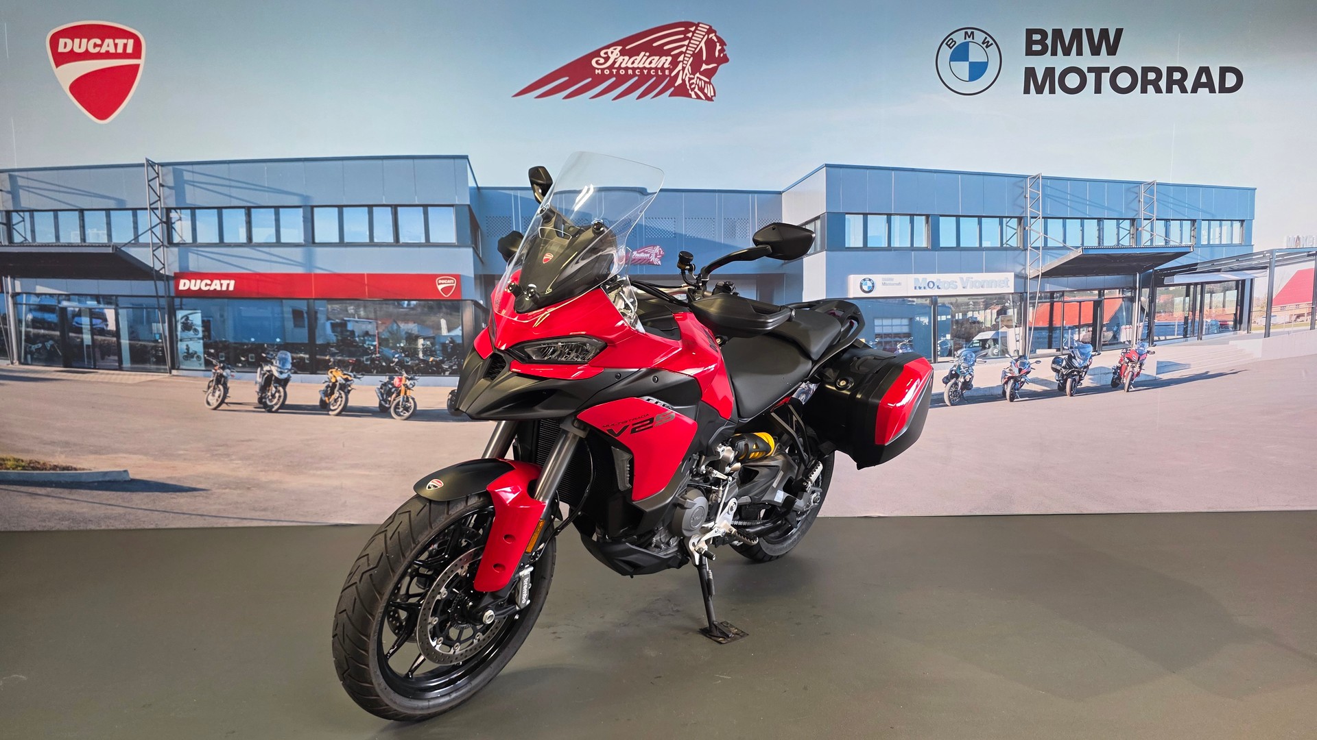 DUCATI Multistrada V2 S Travel-showroom-element-2