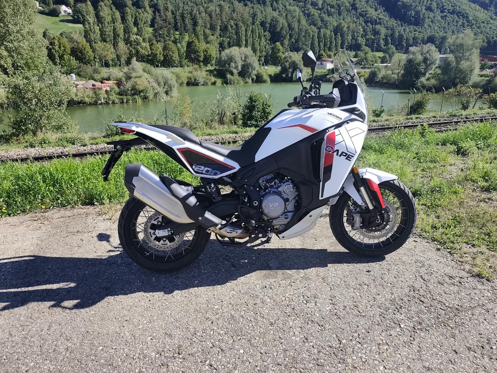 MOTO MORINI X-CAPE 1200-image-1
