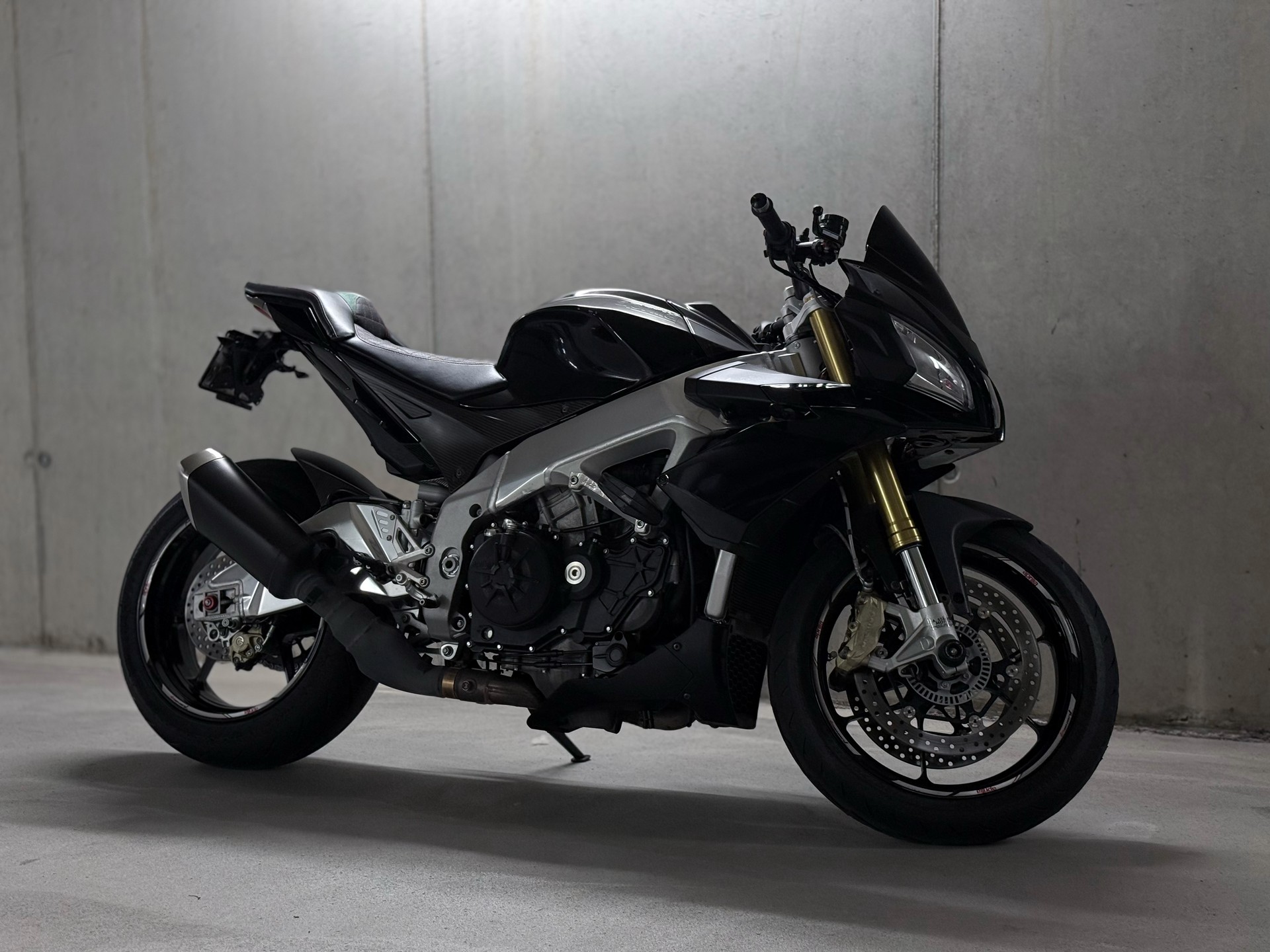 APRILIA Tuono V4 1100 RR-image-0