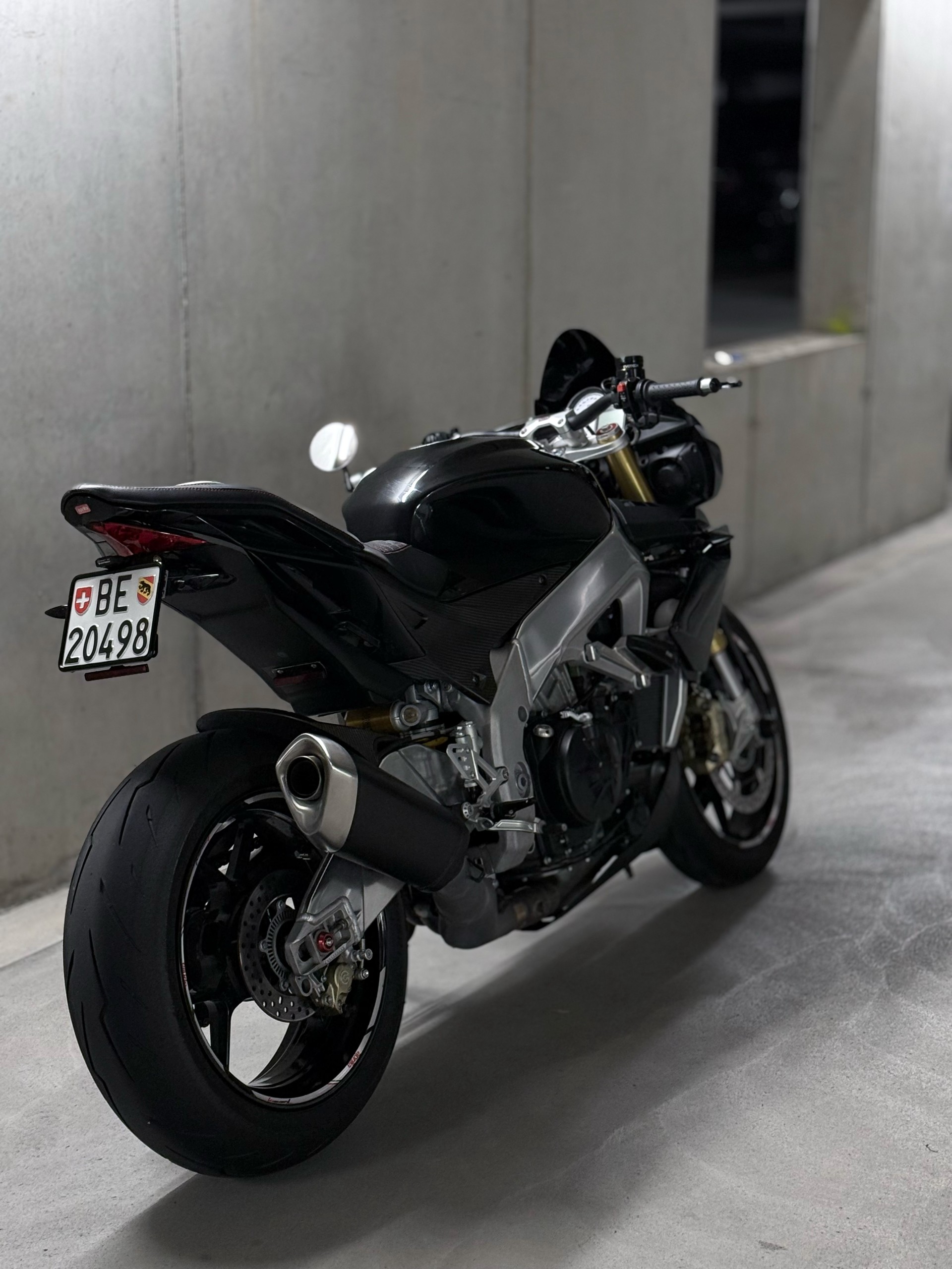 APRILIA Tuono V4 1100 RR-image-4