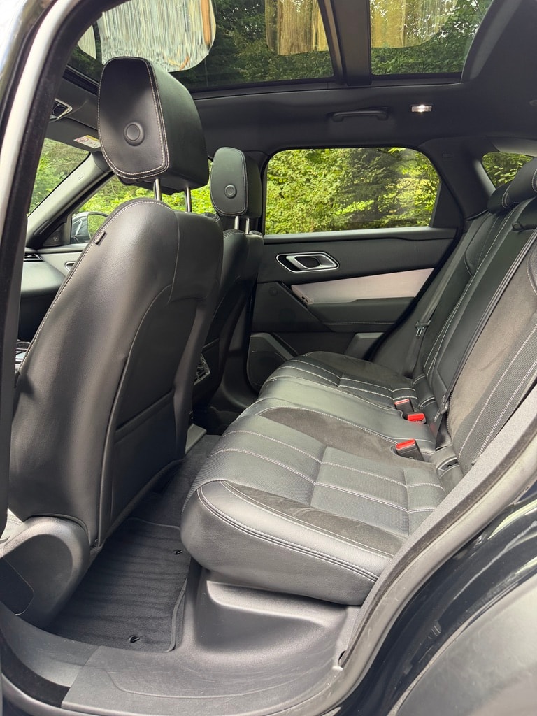 LAND ROVER Velar 2.0 T R DYNAMIC SE-image-9