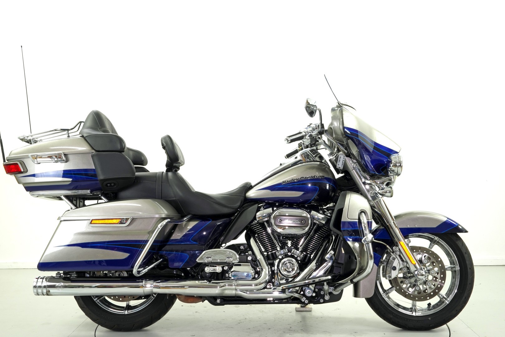 HARLEY-DAVIDSON FLHTKSE ABS-image-3
