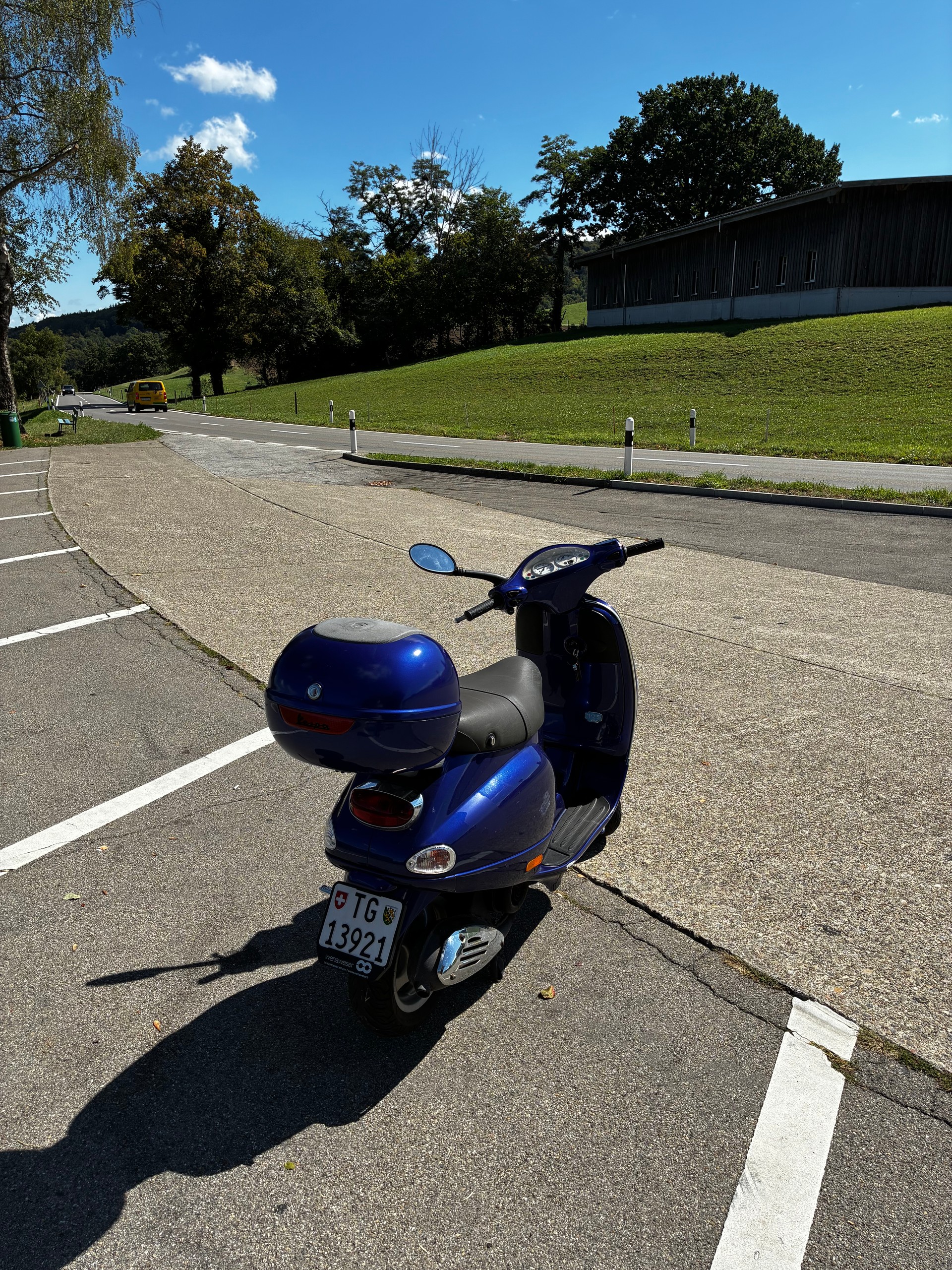 PIAGGIO Vespa 125 ET4-image-2
