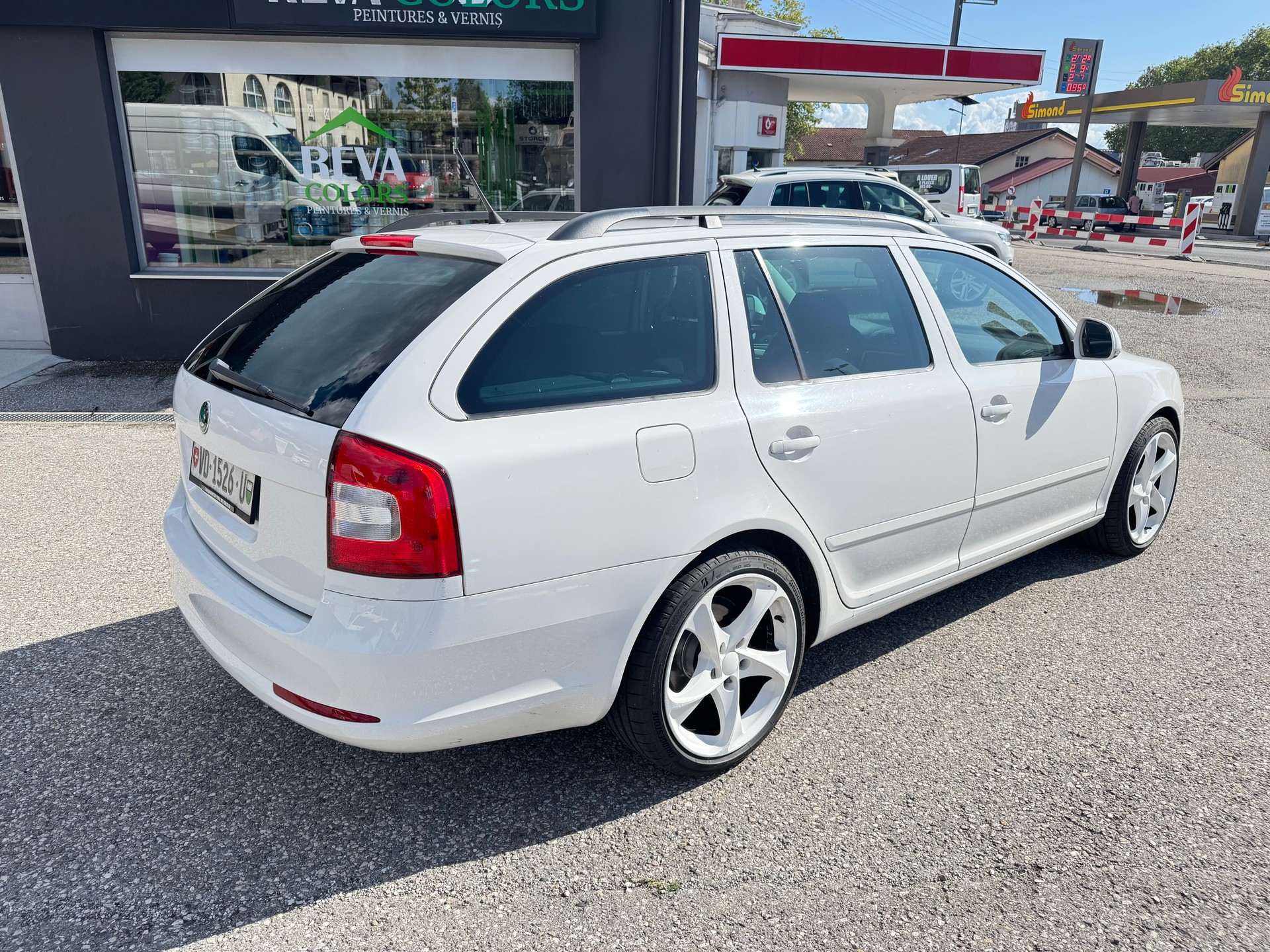 SKODA Octavia Combi 1.8 TSI Arosa 4x4-showroom-element-3