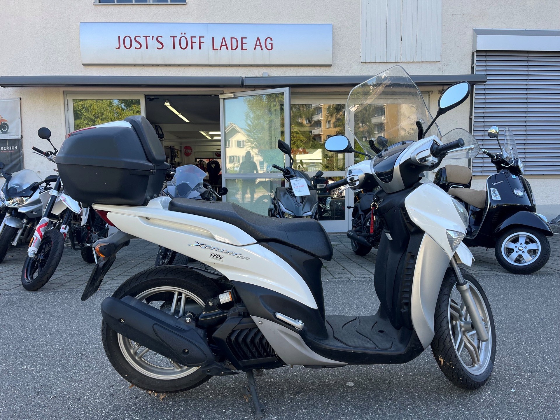 YAMAHA Xenter 125 - GRATIS LIEFERUNG*-image-1