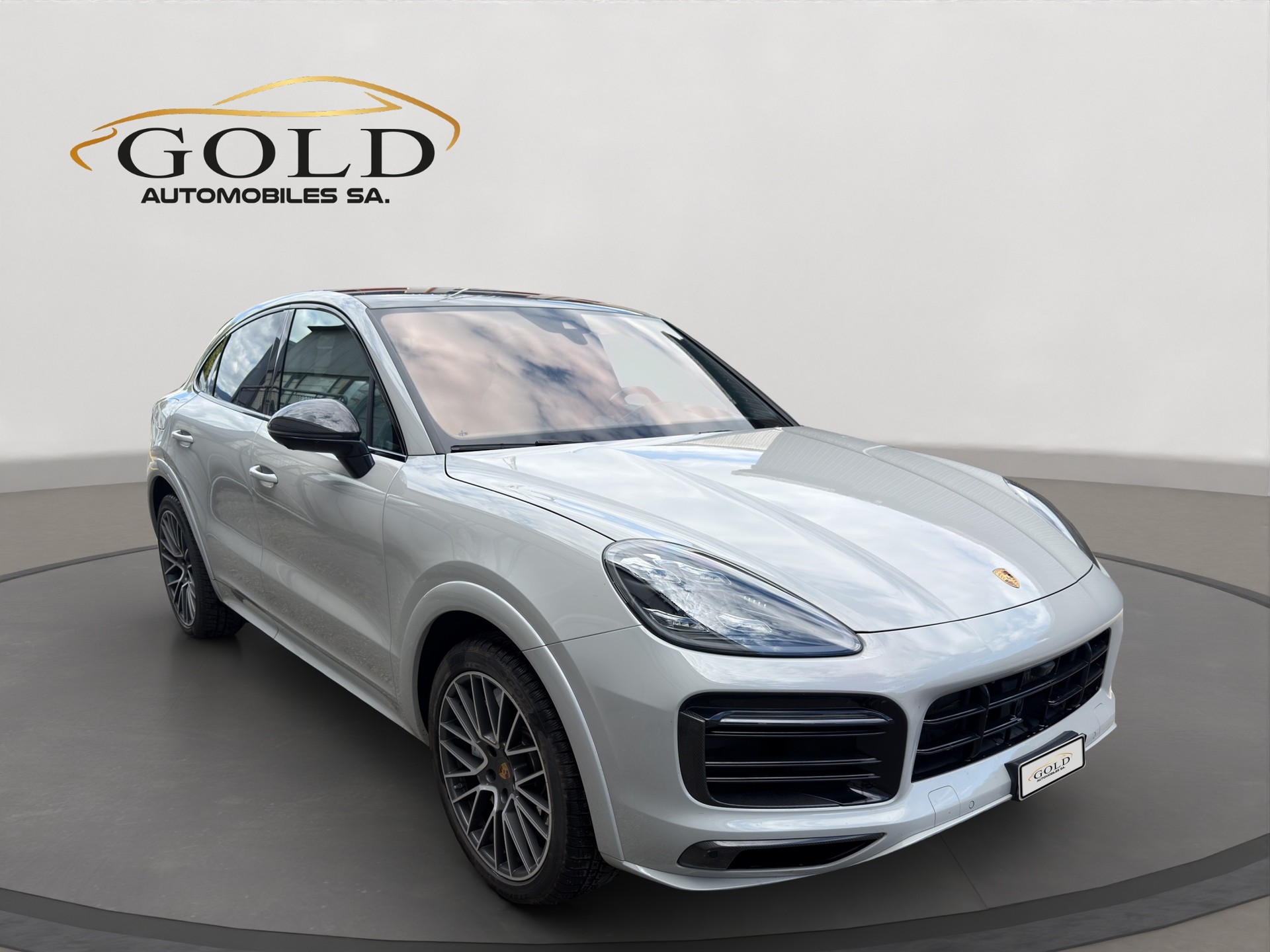 PORSCHE Cayenne Coupé E-Hybrid Full Options-image-9
