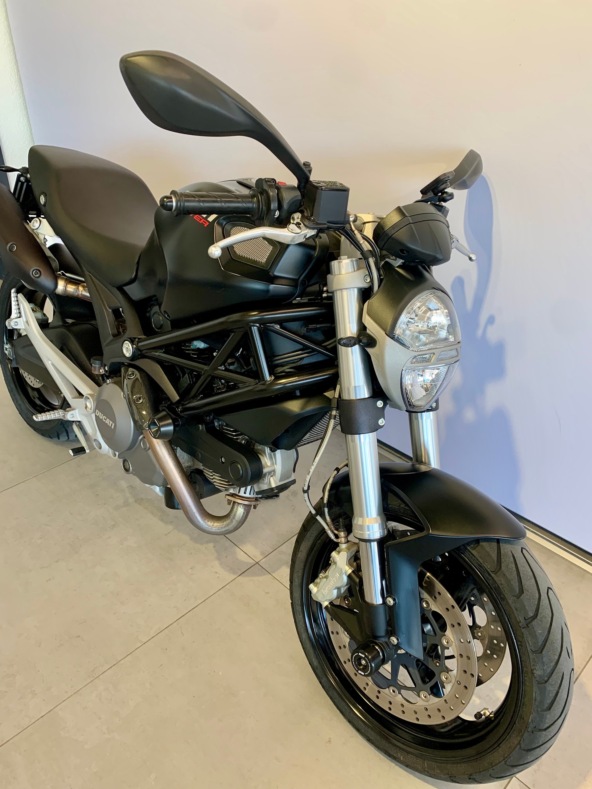 DUCATI Monster 696+ ABS-image-3