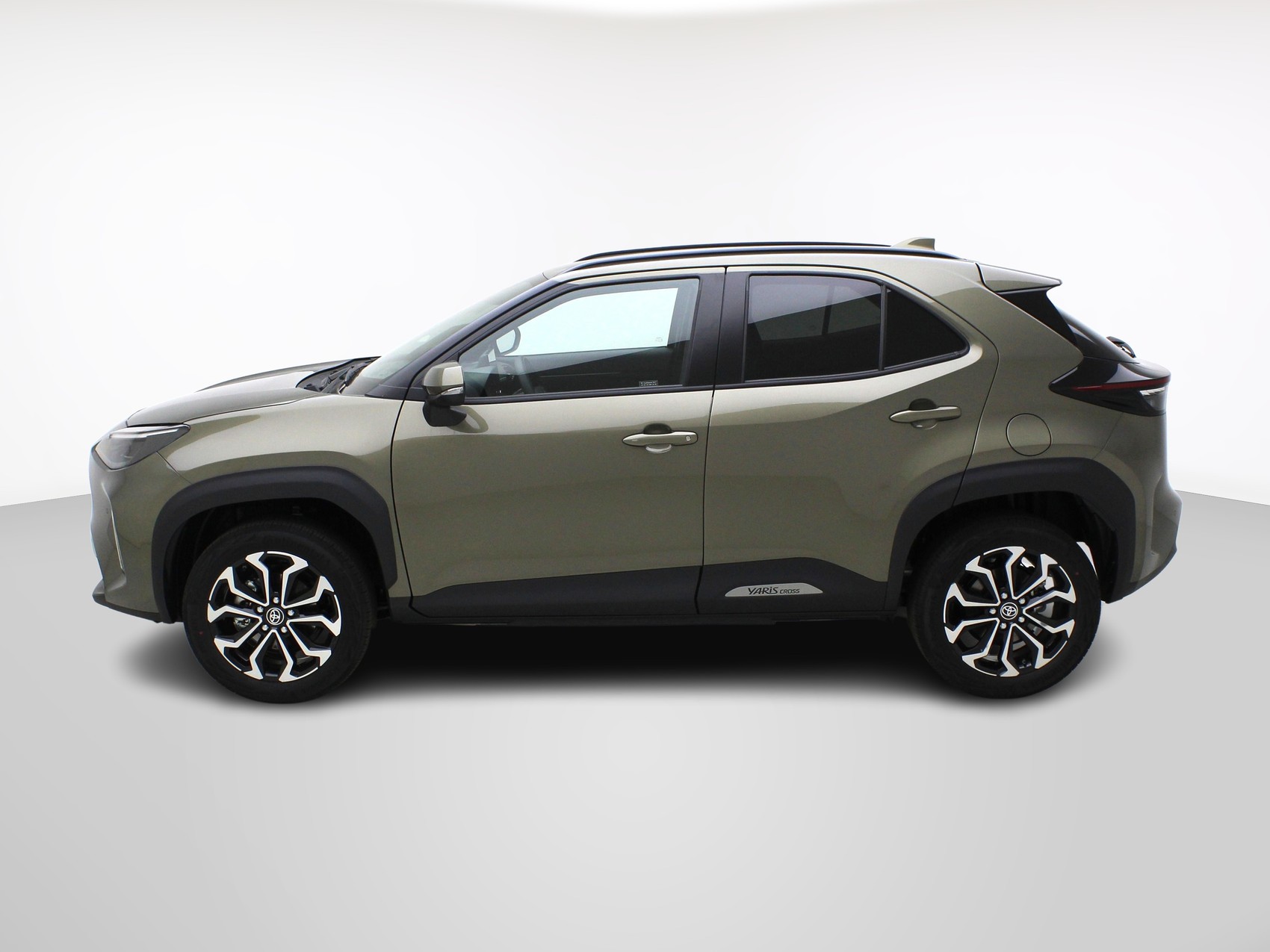 TOYOTA Yaris Cross 1.5 VVT-i HSD Trend AWD-i ** 4x4 ** inkl. 8-Fachbereifung **-showroom-element-1