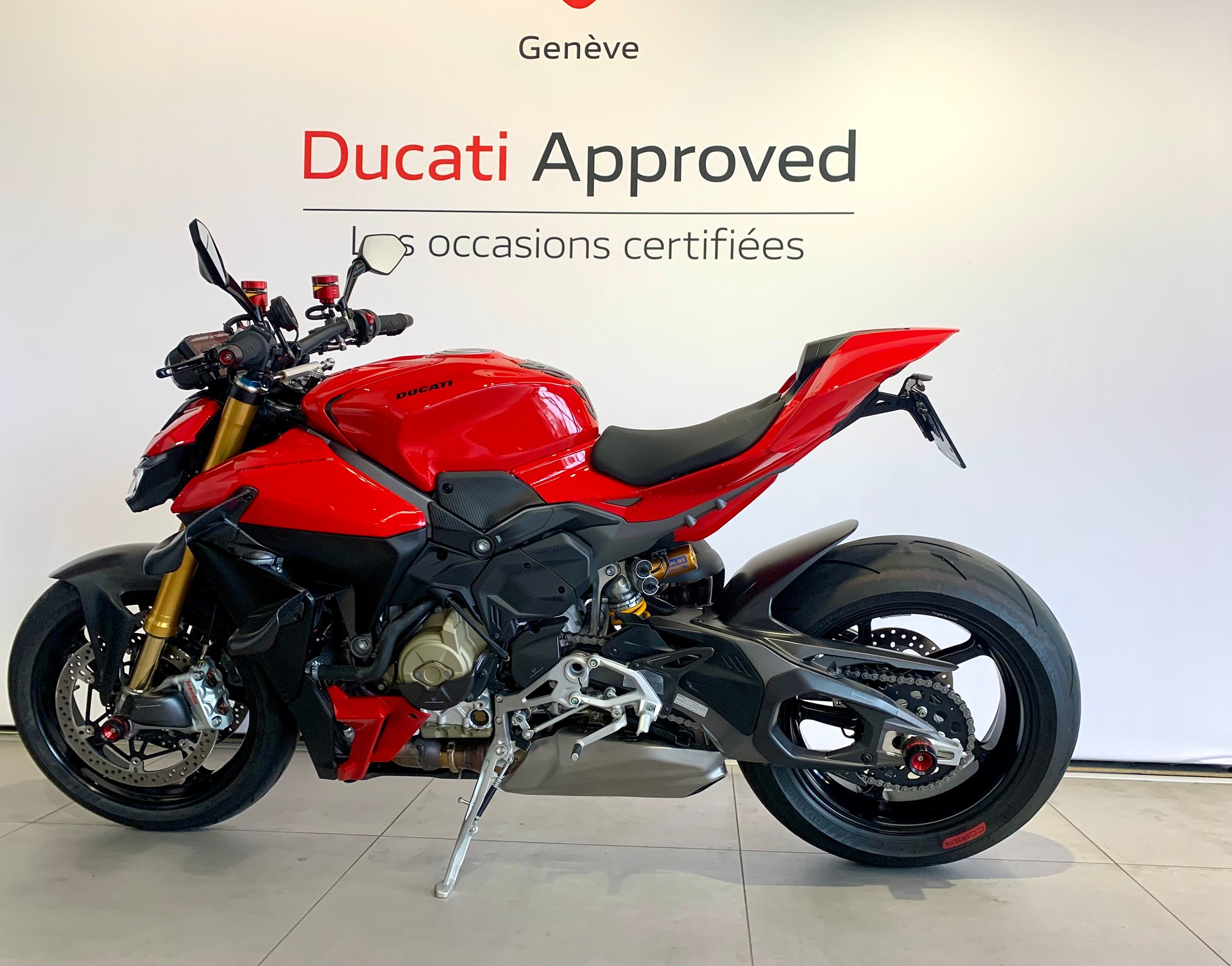 DUCATI Streetfighter V4 S-image-1