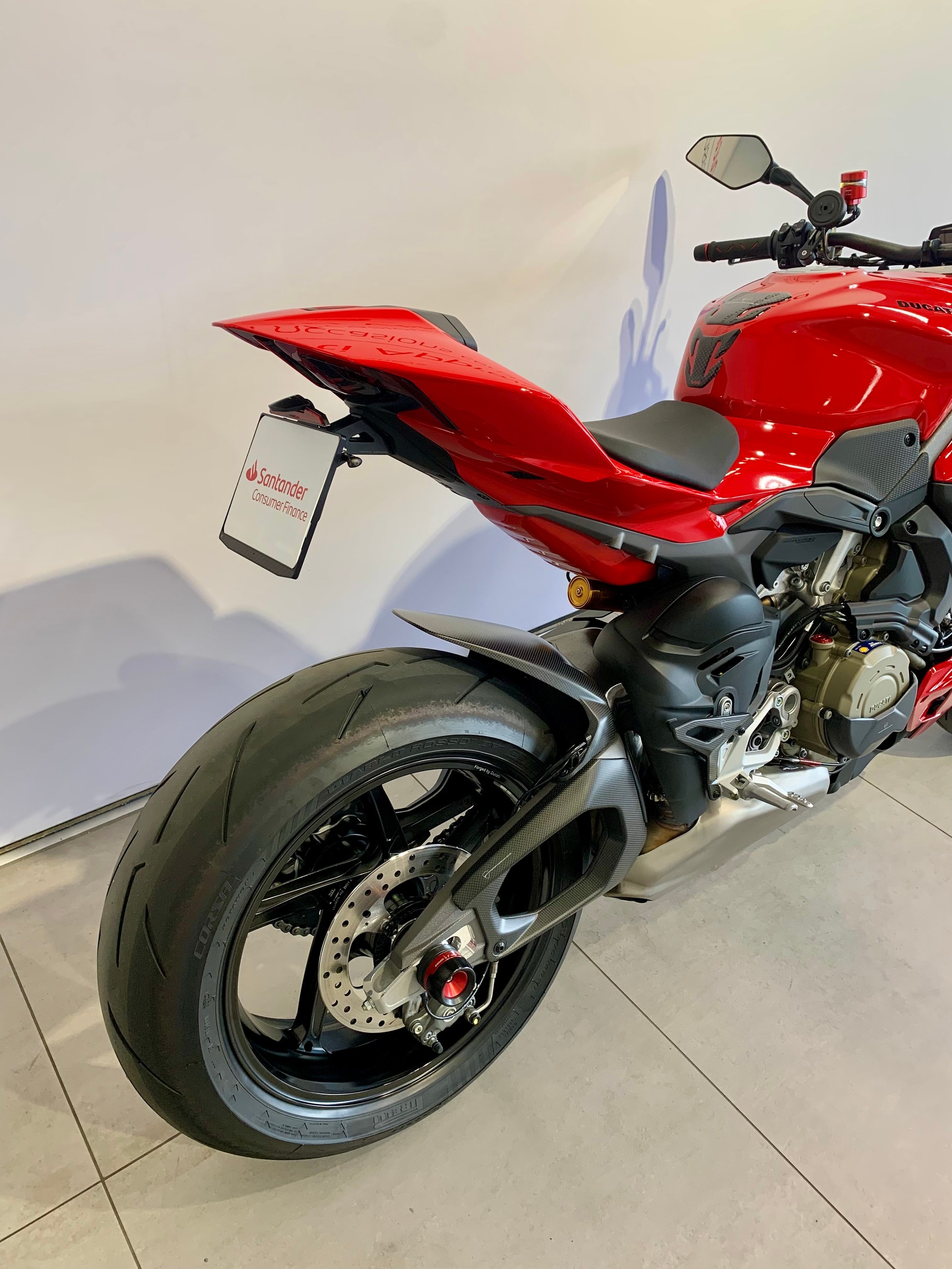 DUCATI Streetfighter V4 S-image-11