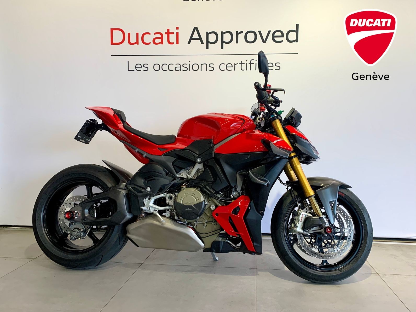 DUCATI Streetfighter V4 S-image-0