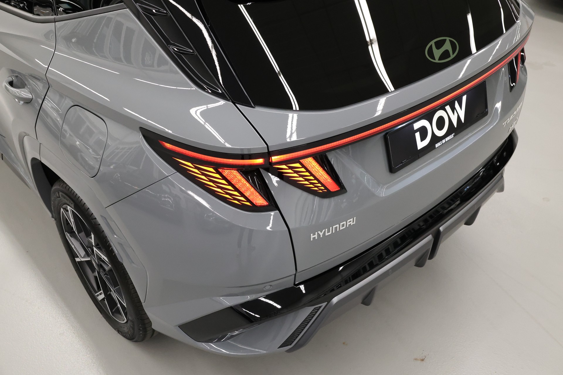 HYUNDAI Tucson 1.6 T-GDi PHEV N-Line 4WD-image-7