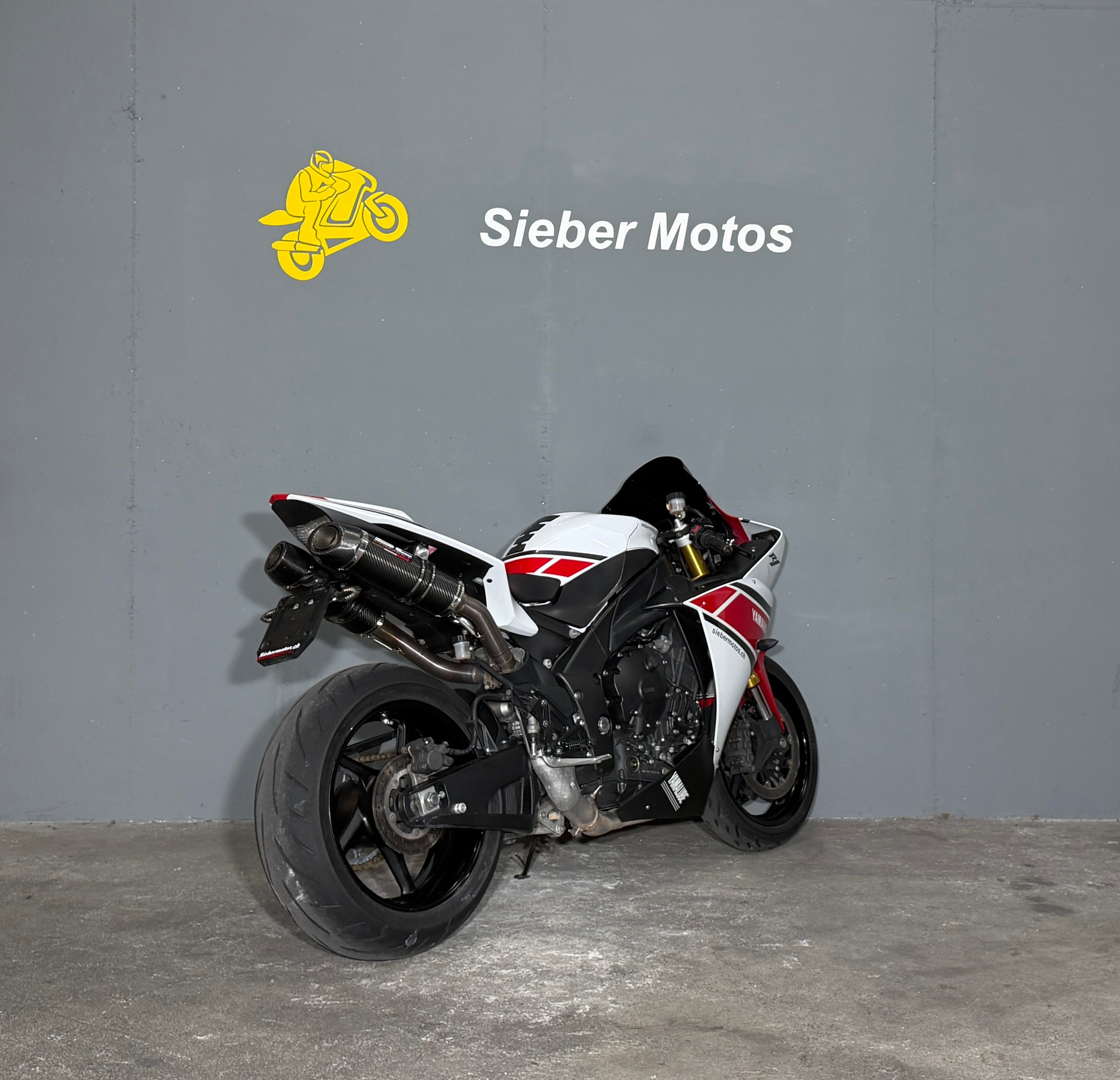 YAMAHA YZF-R1 50th Anniversary-image-3